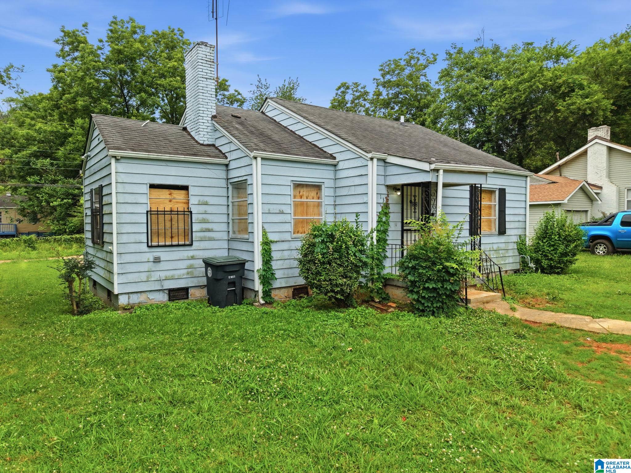 Homes for sale in Birmingham, AL | 1337 60th Street W, Birmingham, AL 35228 | MLS# 21455604