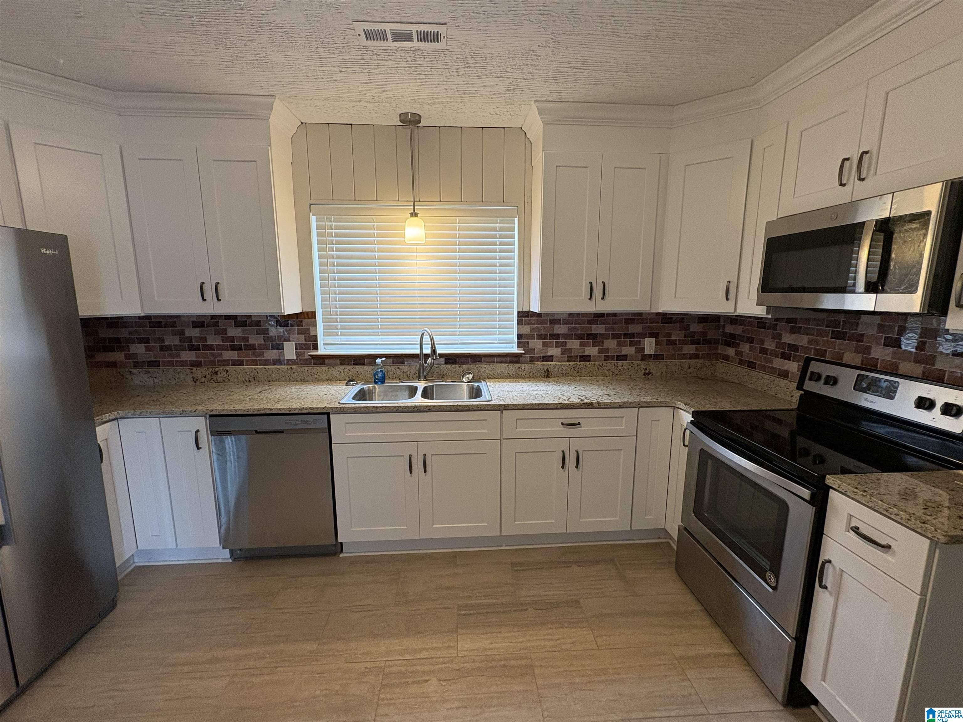 Photo 3 of Sale Pending at 500 Cherry St, Talladega, AL 35160 | MLS# 21455610 | Listing updated on 2026-06-23