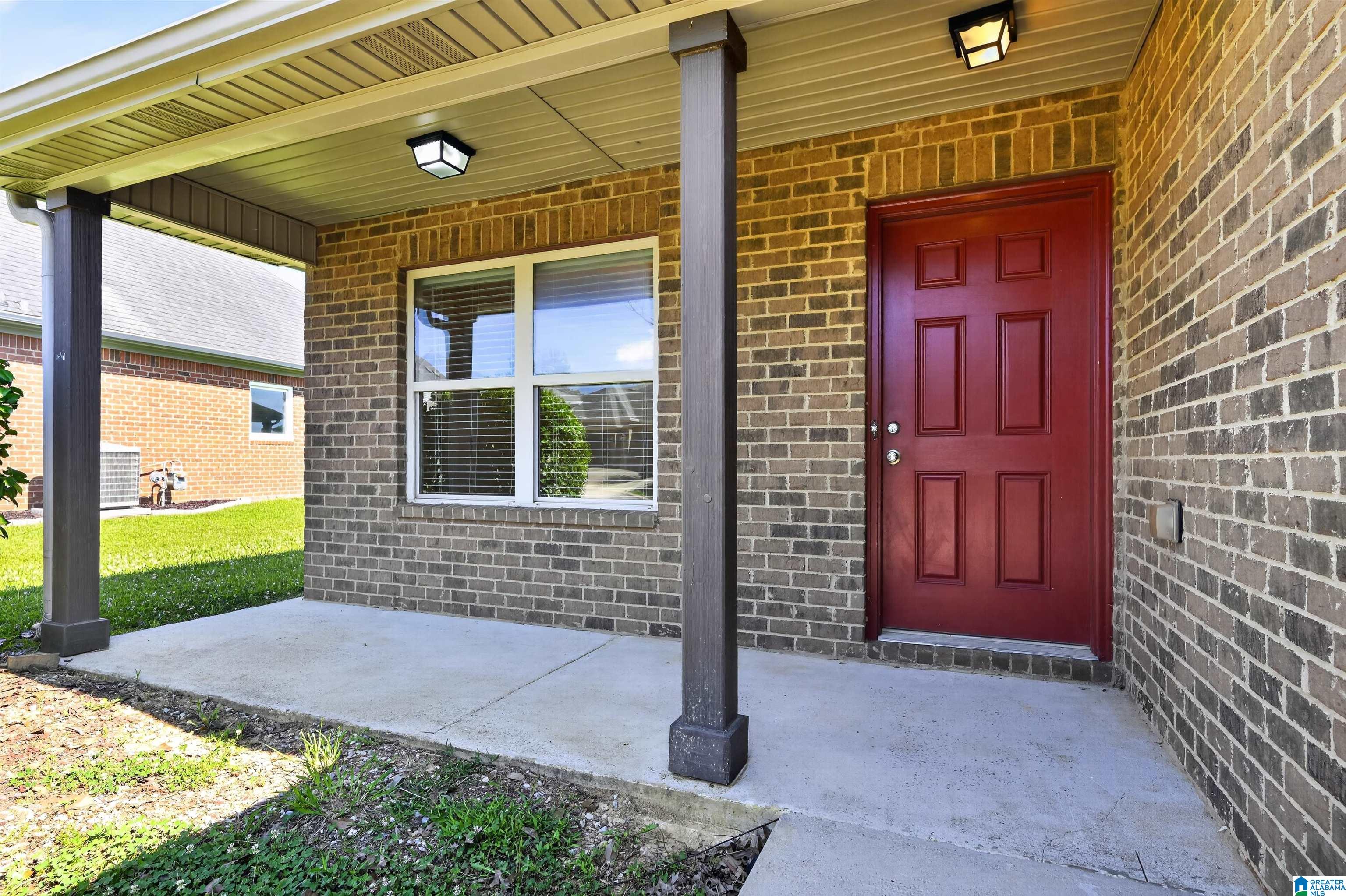 Photo 3 of Sale Pending at 22872 Downing Park Cir, Mc Calla, AL 35111 | MLS# 21455613 | Listing updated on 2026-08-21
