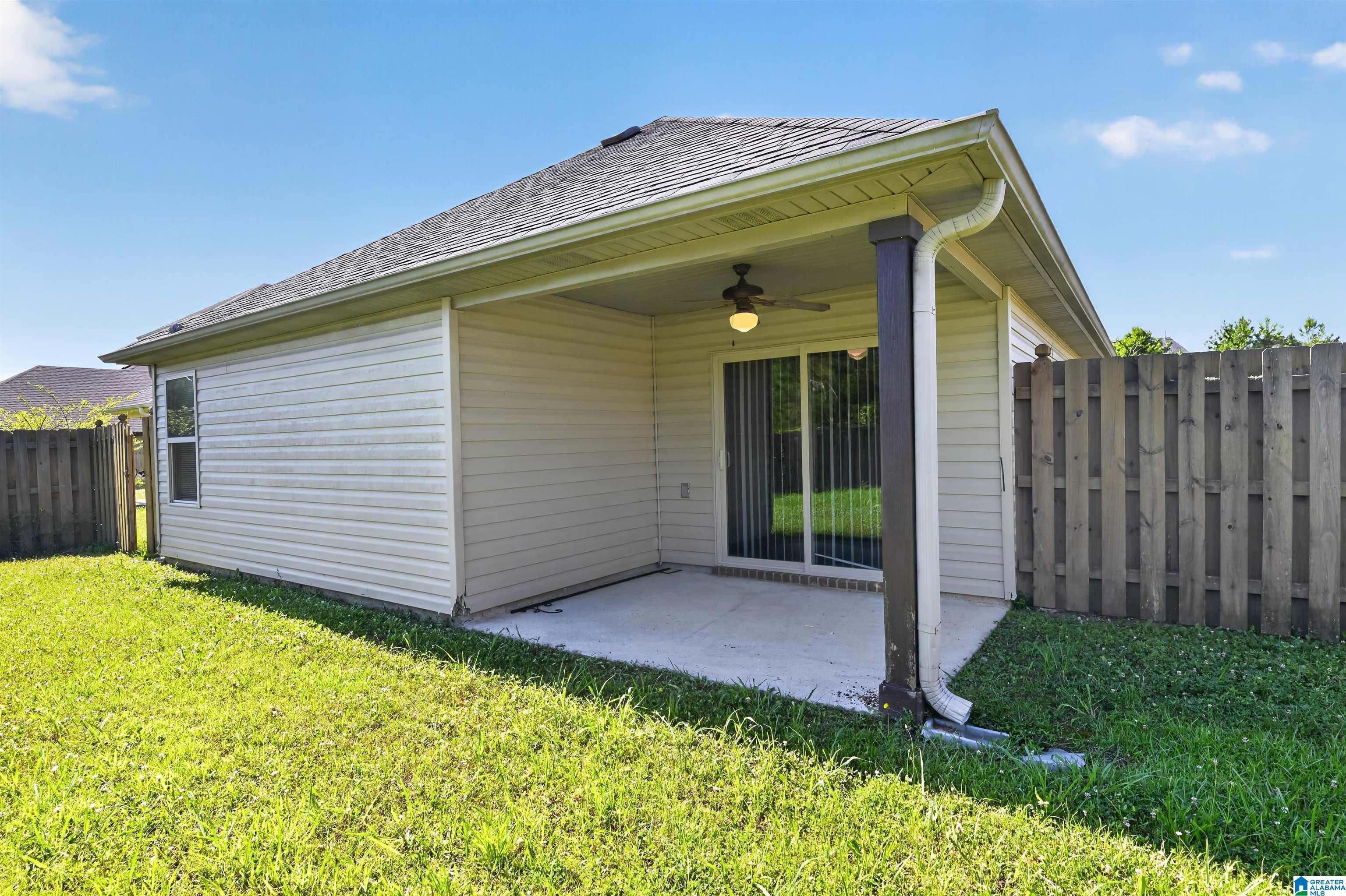 Photo 3 of Sale Pending at 22872 Downing Park Cir, Mc Calla, AL 35111 | MLS# 21455613 | Listing updated on 2026-08-21