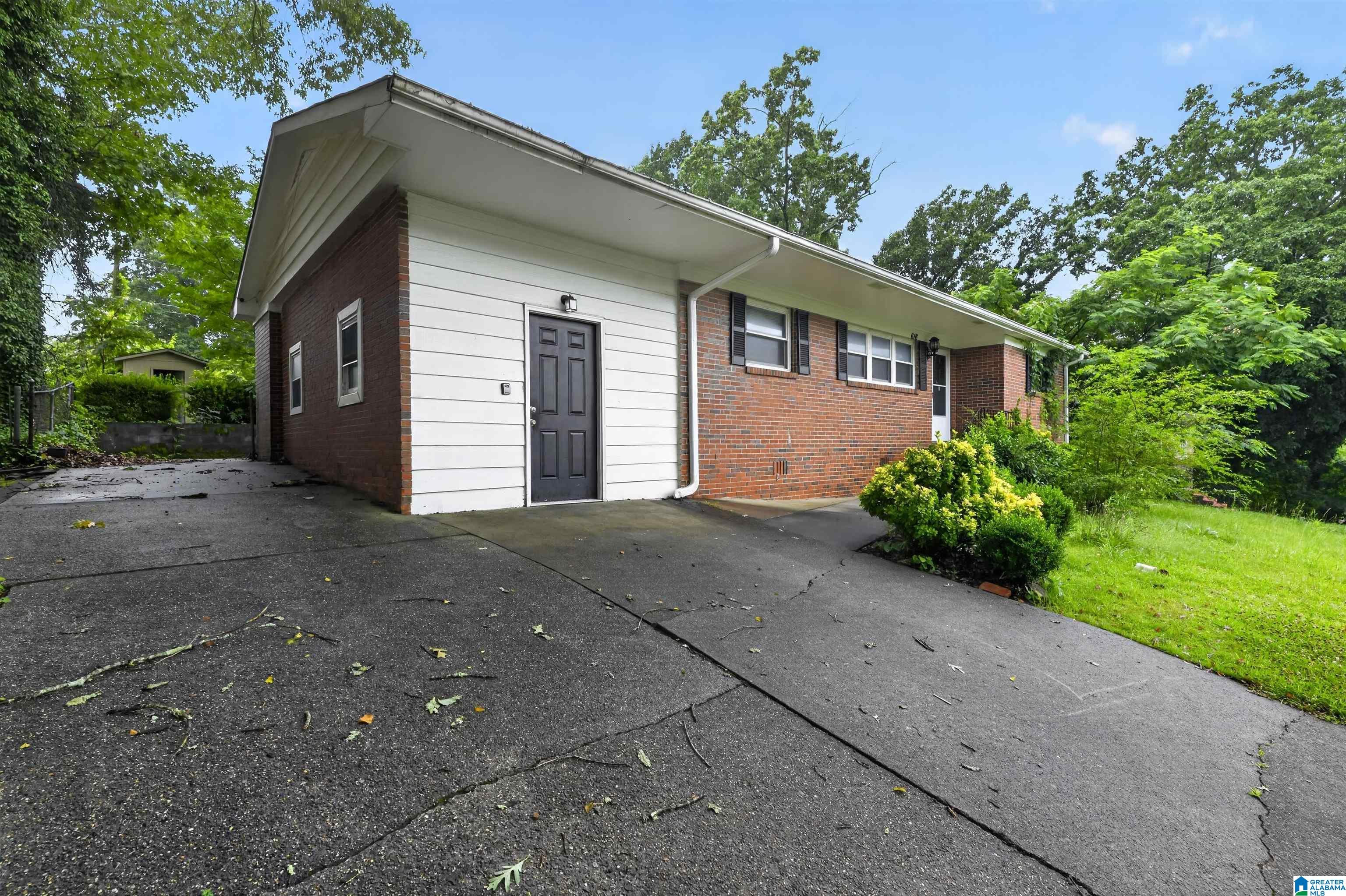 Photo 2 of Single family home for sale at 616 Carolyn Ct, Birmingham, AL 35206 | MLS# 21455615 | Listing updated on 2026-09-10