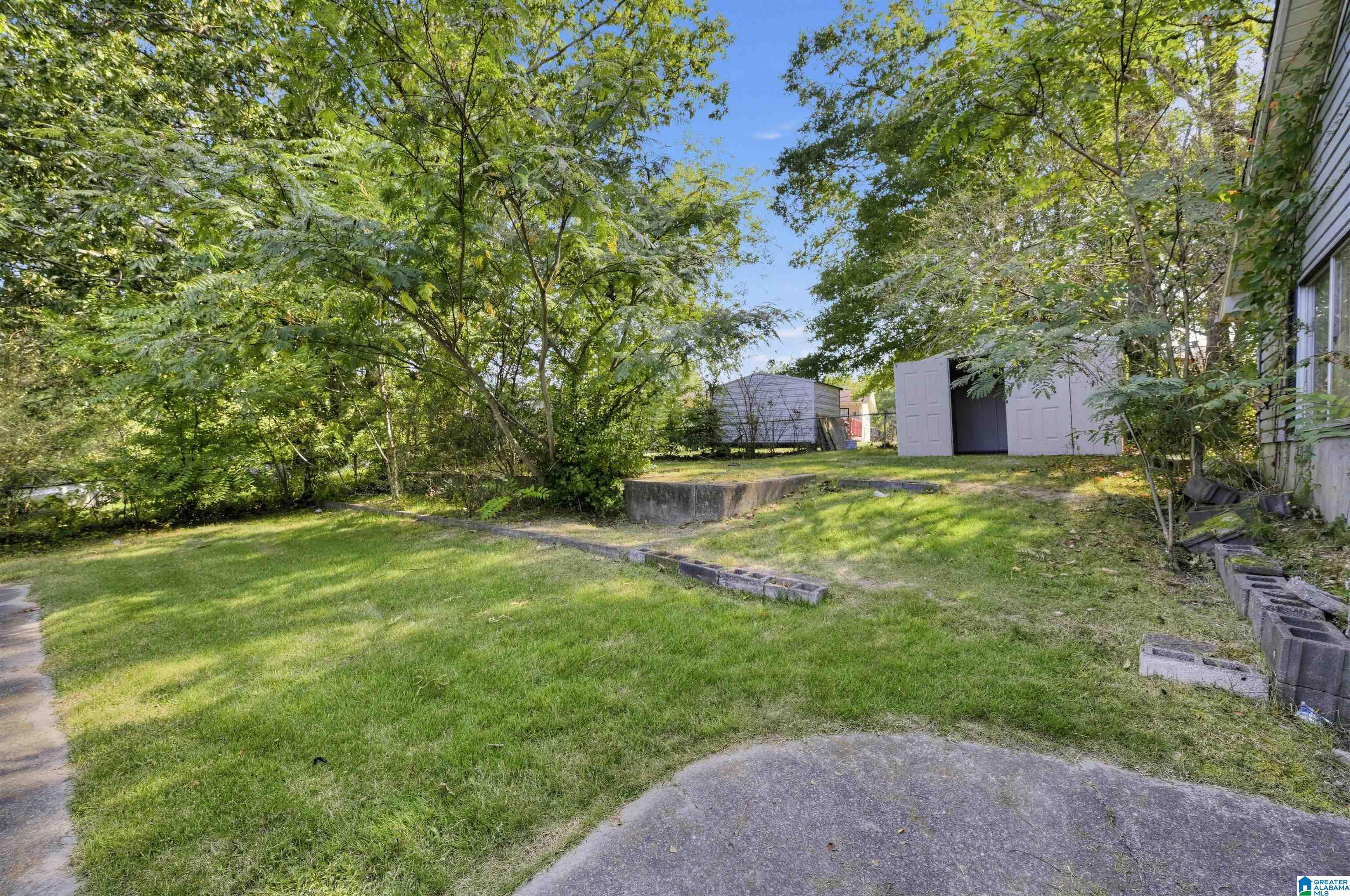 Photo 4 of Single family home for sale at 1657 4th Place NW, Center Point, AL 35215 | MLS# 21455621 | Listing updated on 2026-09-25