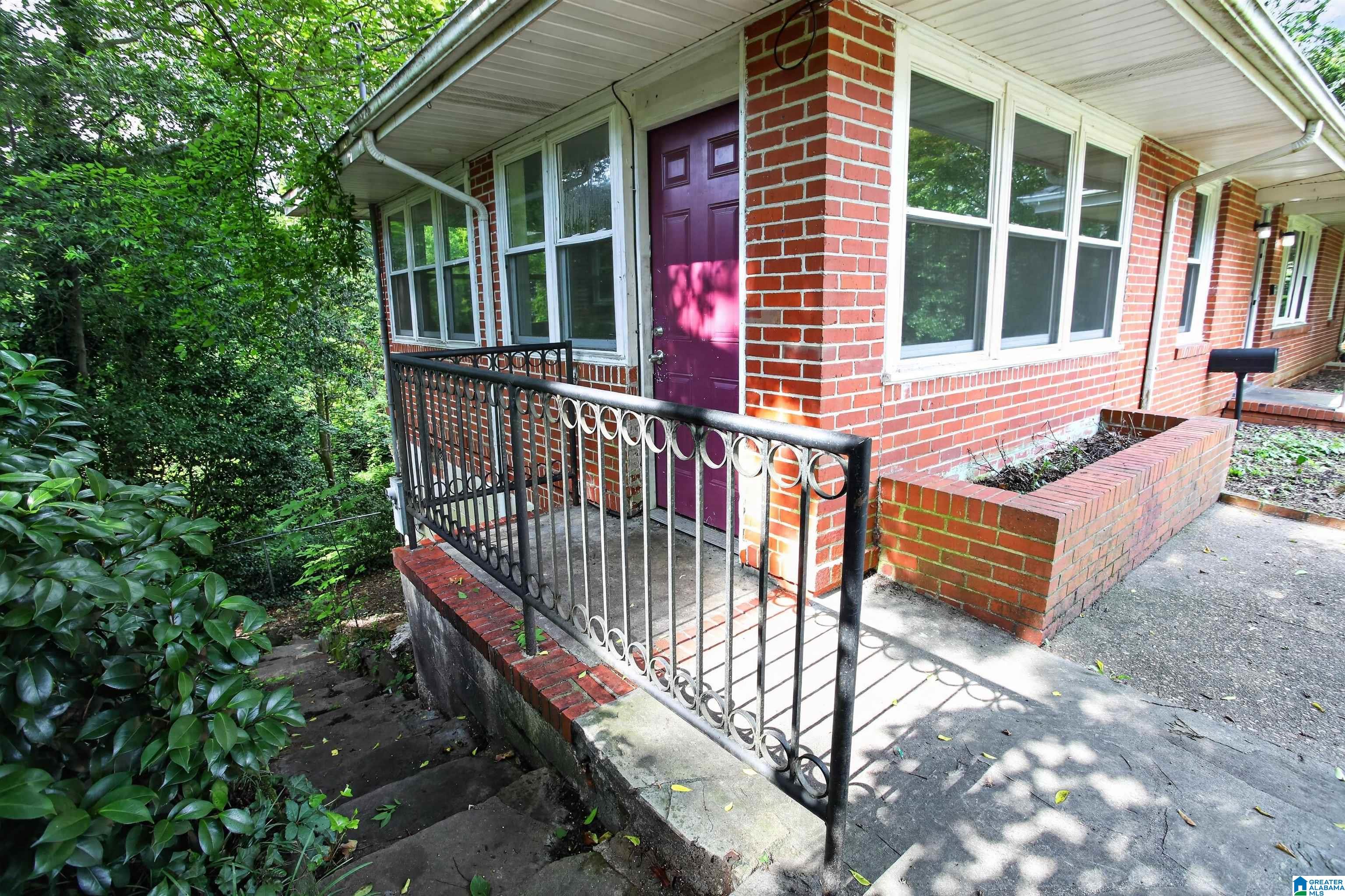Photo 3 of Single family home for sale at 3538 N Wareingwood Dr, Montgomery, AL 36109 | MLS# 21455622 | Listing updated on 2026-09-25