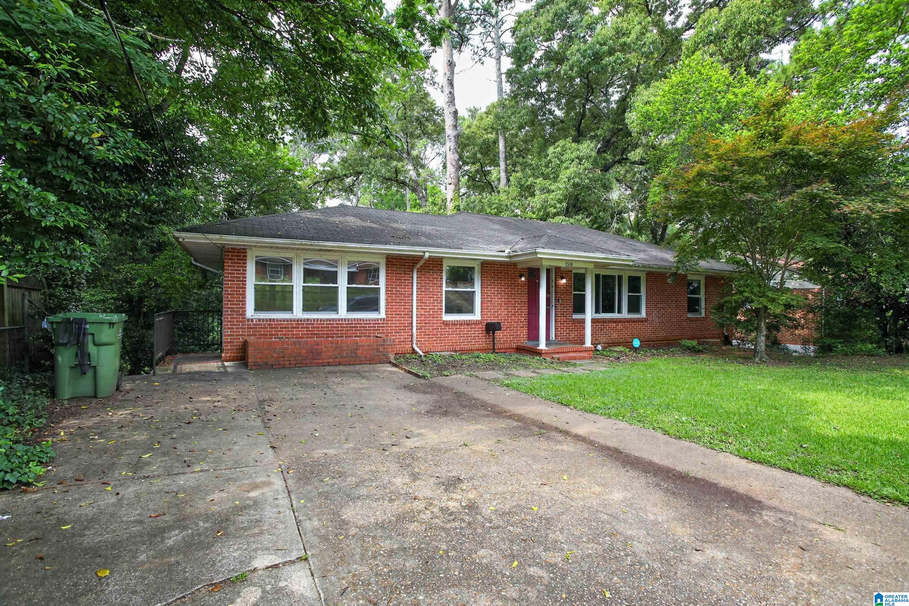 Photo 4 of Single family home for sale at 3538 N Wareingwood Dr, Montgomery, AL 36109 | MLS# 21455622 | Listing updated on 2026-09-25