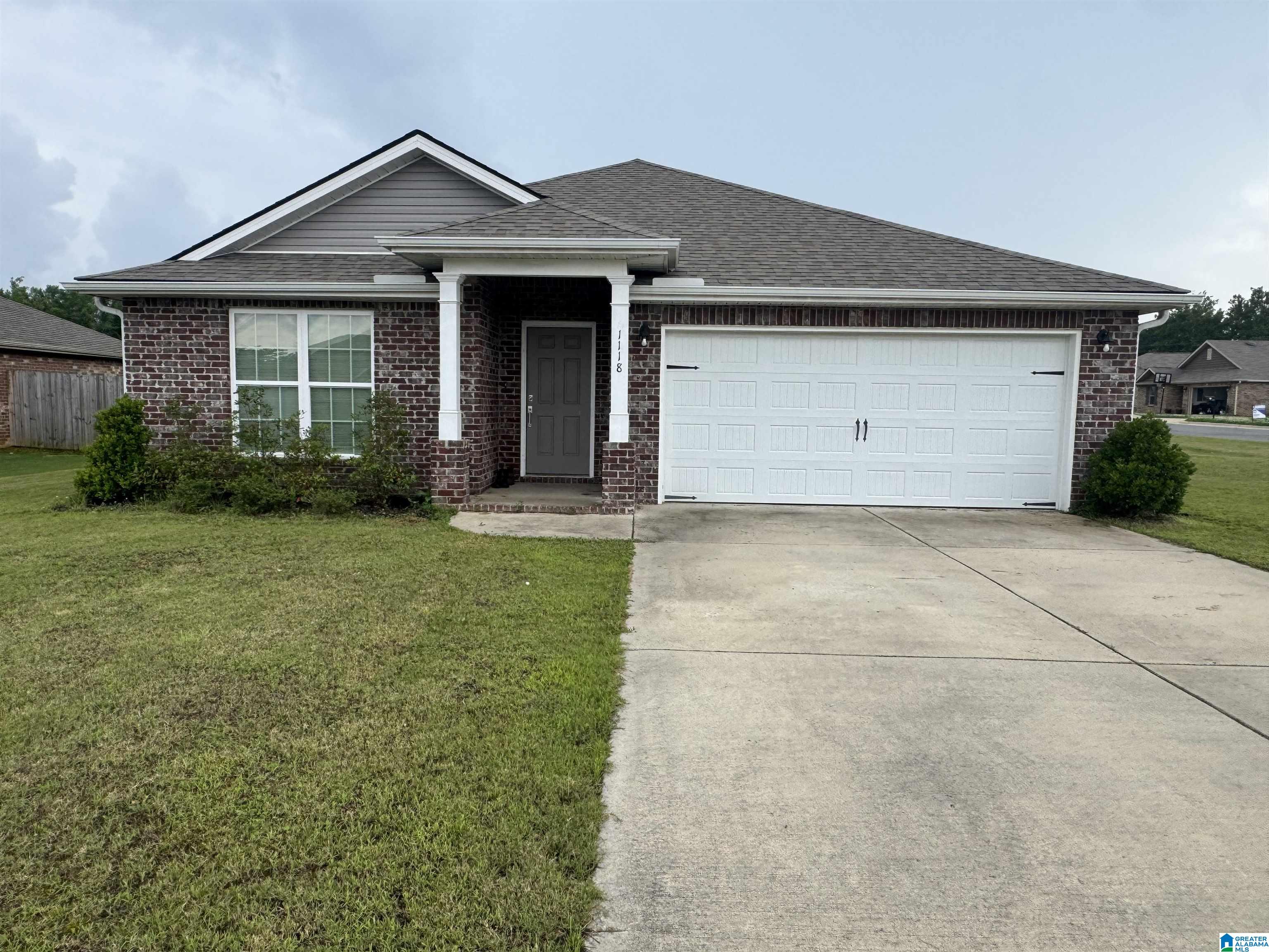 Homes for sale in Cullman, AL | 1118 Colonial Dr Sw, Cullman, AL 35055 | MLS# 21455623