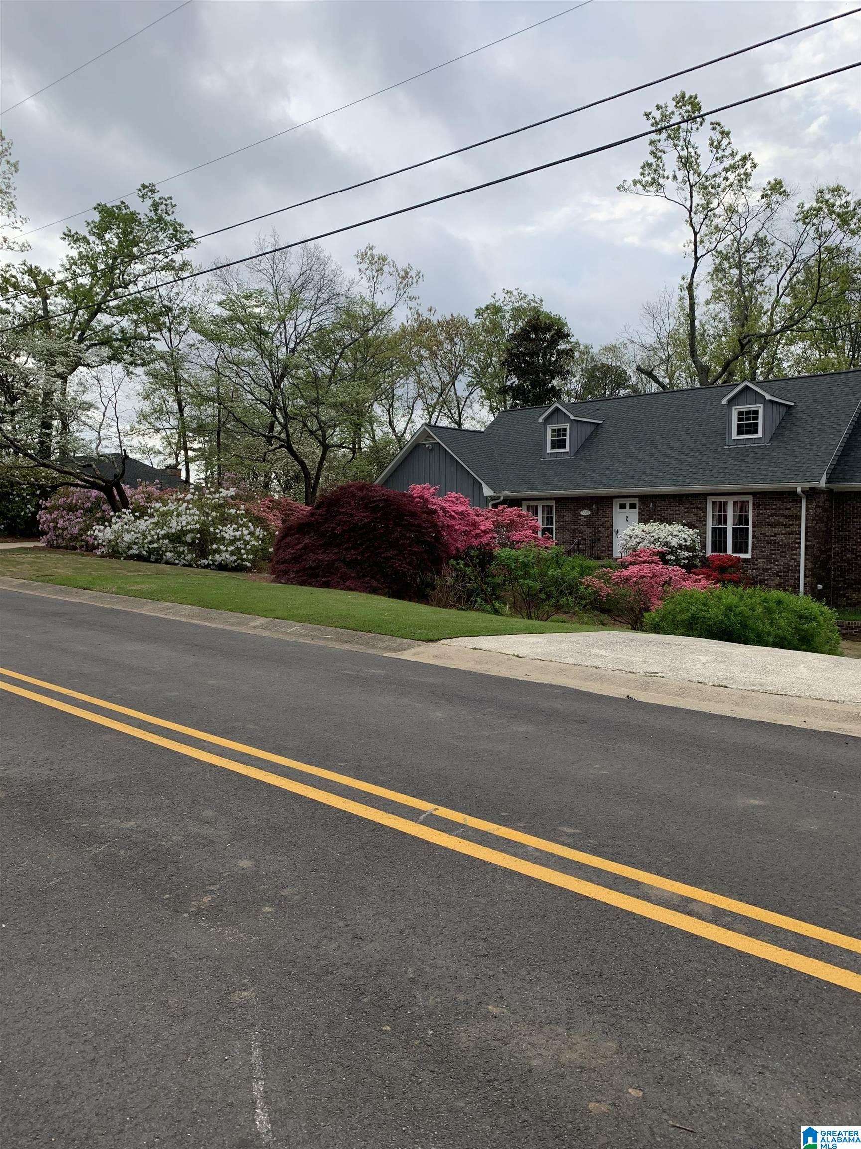 Homes for sale in Birmingham, AL | 5025 Wendover Dr, Birmingham, AL 35223 | MLS# 21455656