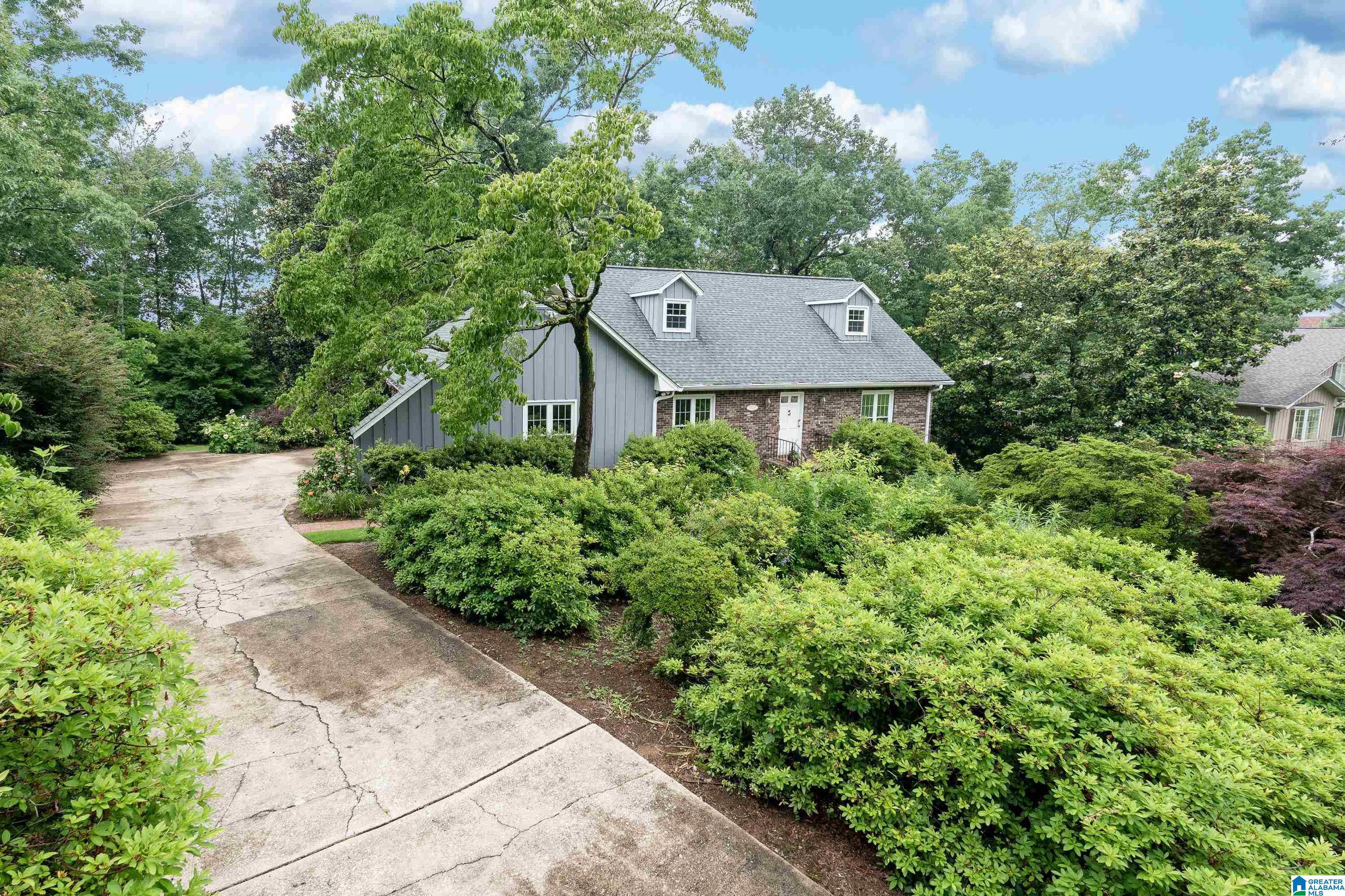 Homes for sale in Birmingham, AL | 5025 Wendover Dr, Birmingham, AL 35223 | MLS# 21455656