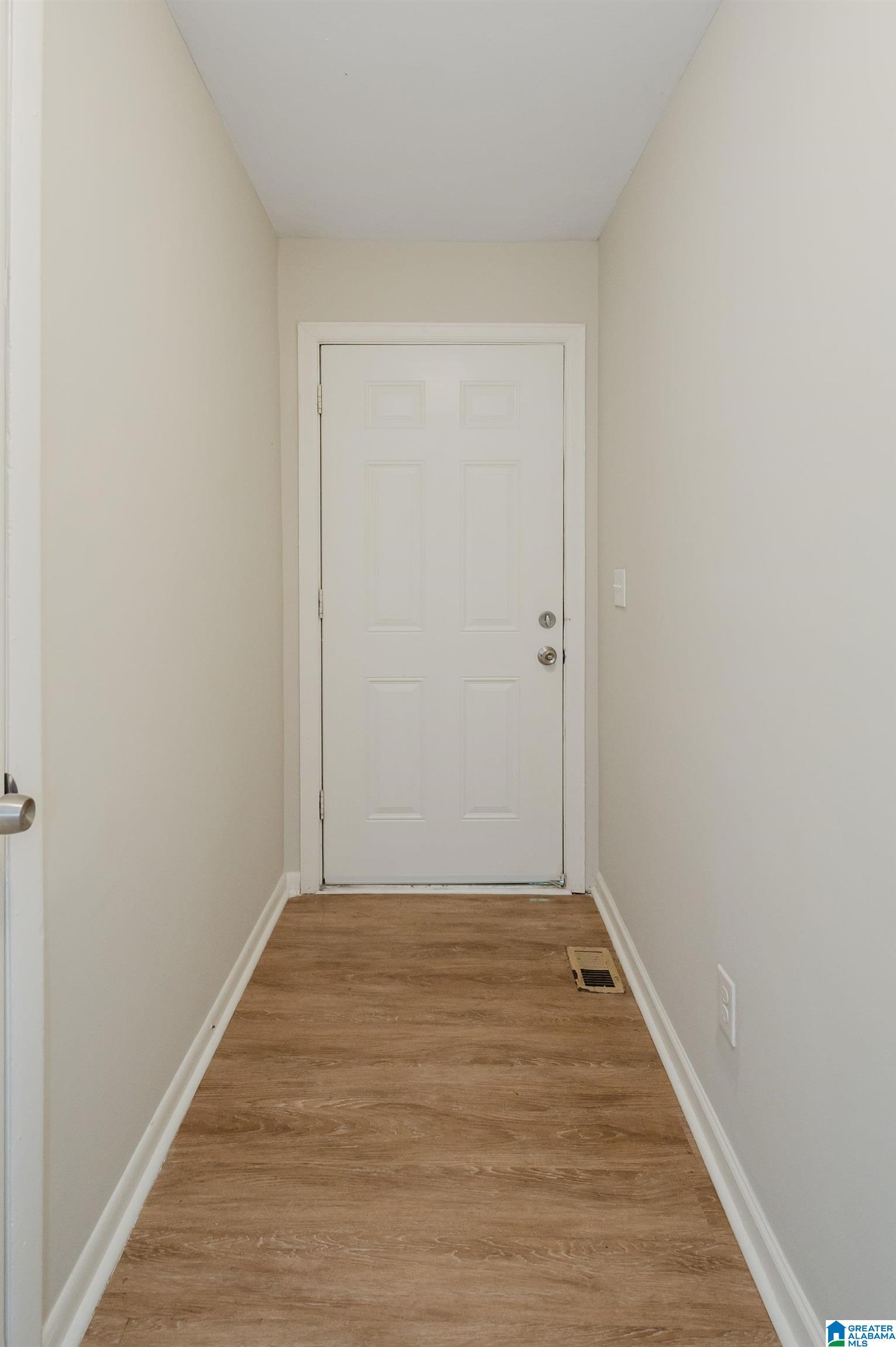Photo 3 of Single family home for sale at 490 Glasgow Rd, Birmingham, AL 35224 | MLS# 21455659 | Listing updated on 2026-07-31
