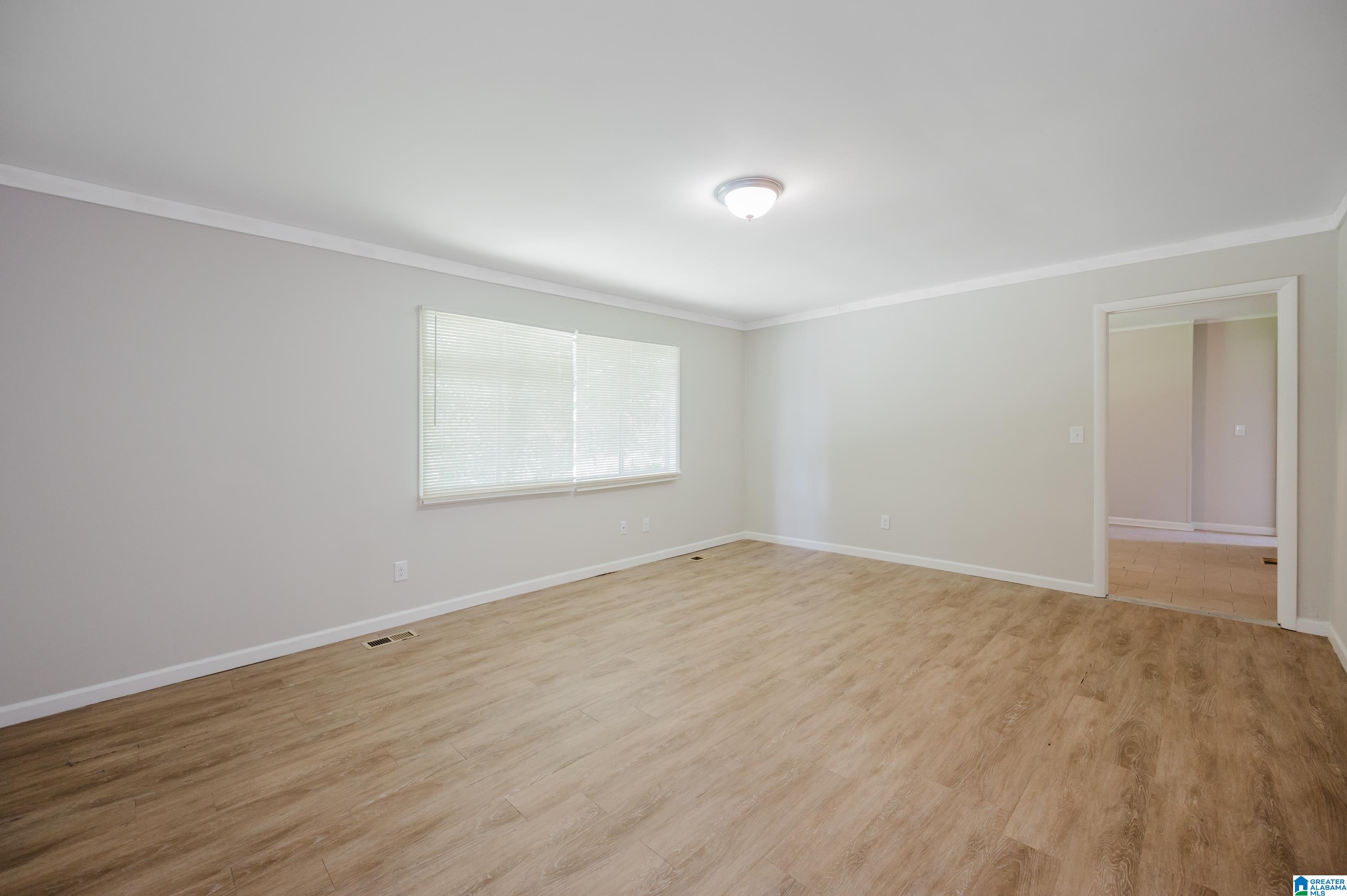 Photo 4 of Single family home for sale at 490 Glasgow Rd, Birmingham, AL 35224 | MLS# 21455659 | Listing updated on 2026-07-31
