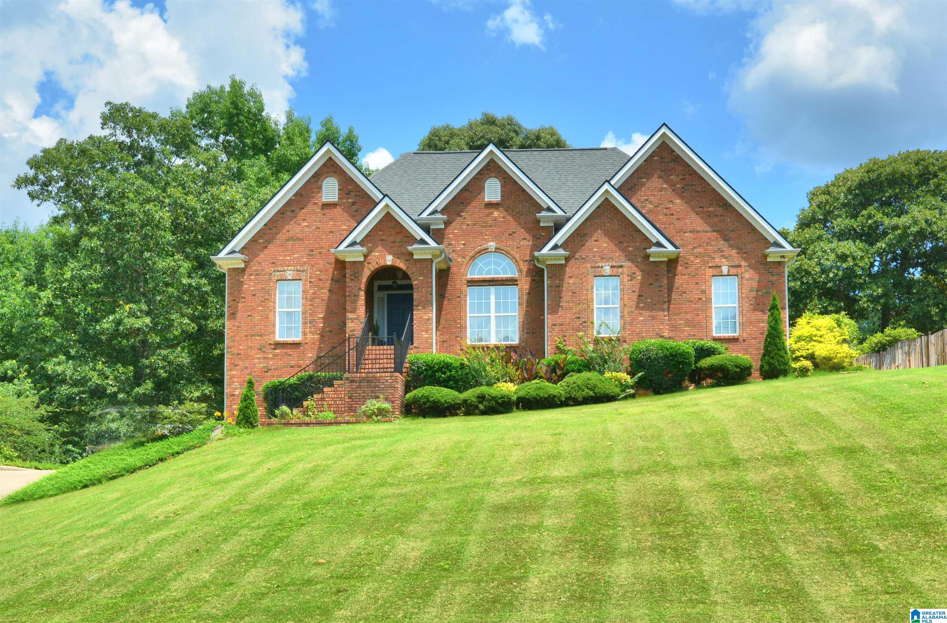 1st image of 625 Emerald Trace, Chelsea, AL 35043 | MLS# 21455678