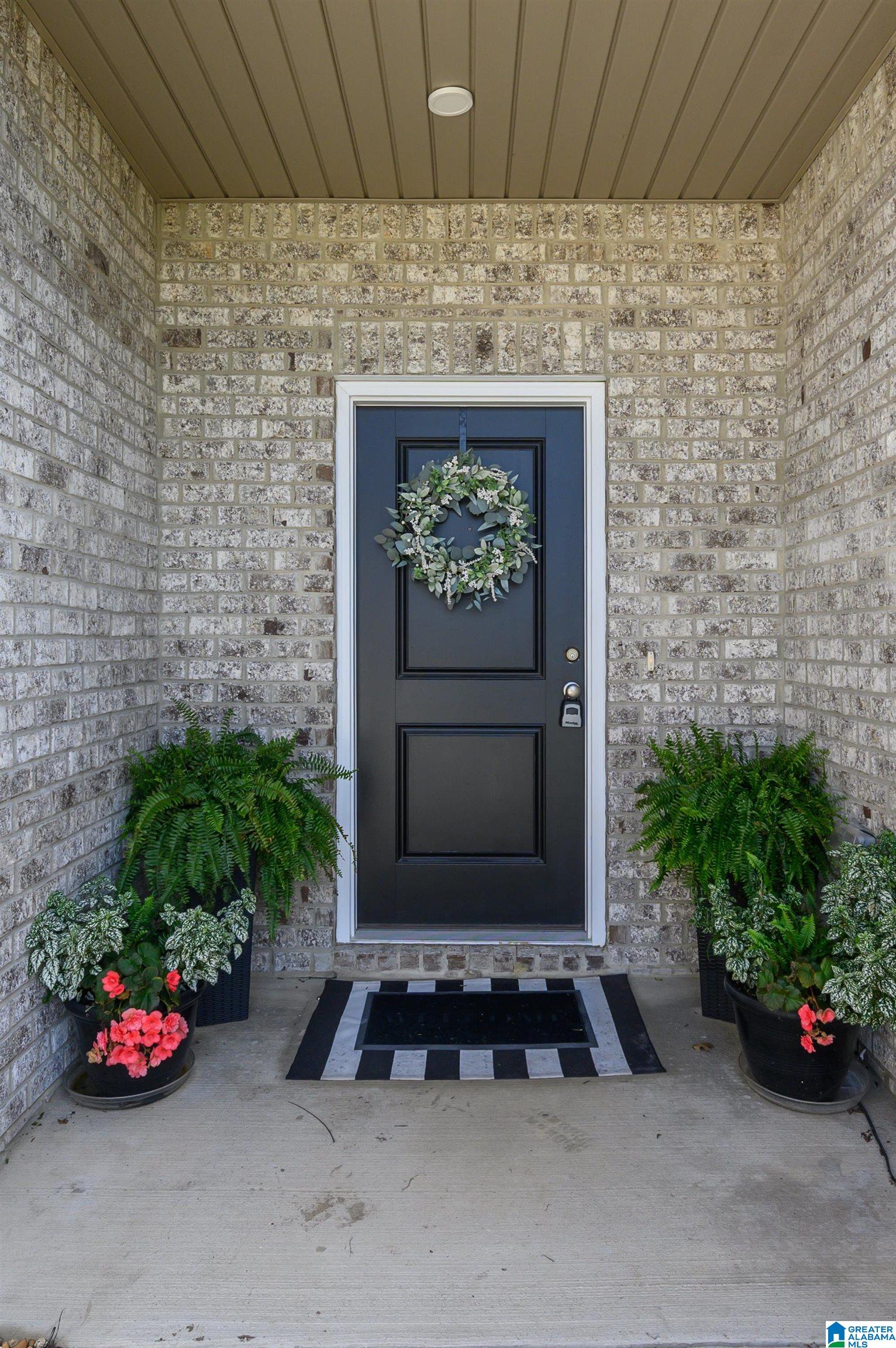 Photo 3 of Sale Pending at 330 Amber Ave, Calera, AL 35040 | MLS# 21455690 | Listing updated on 2026-07-09
