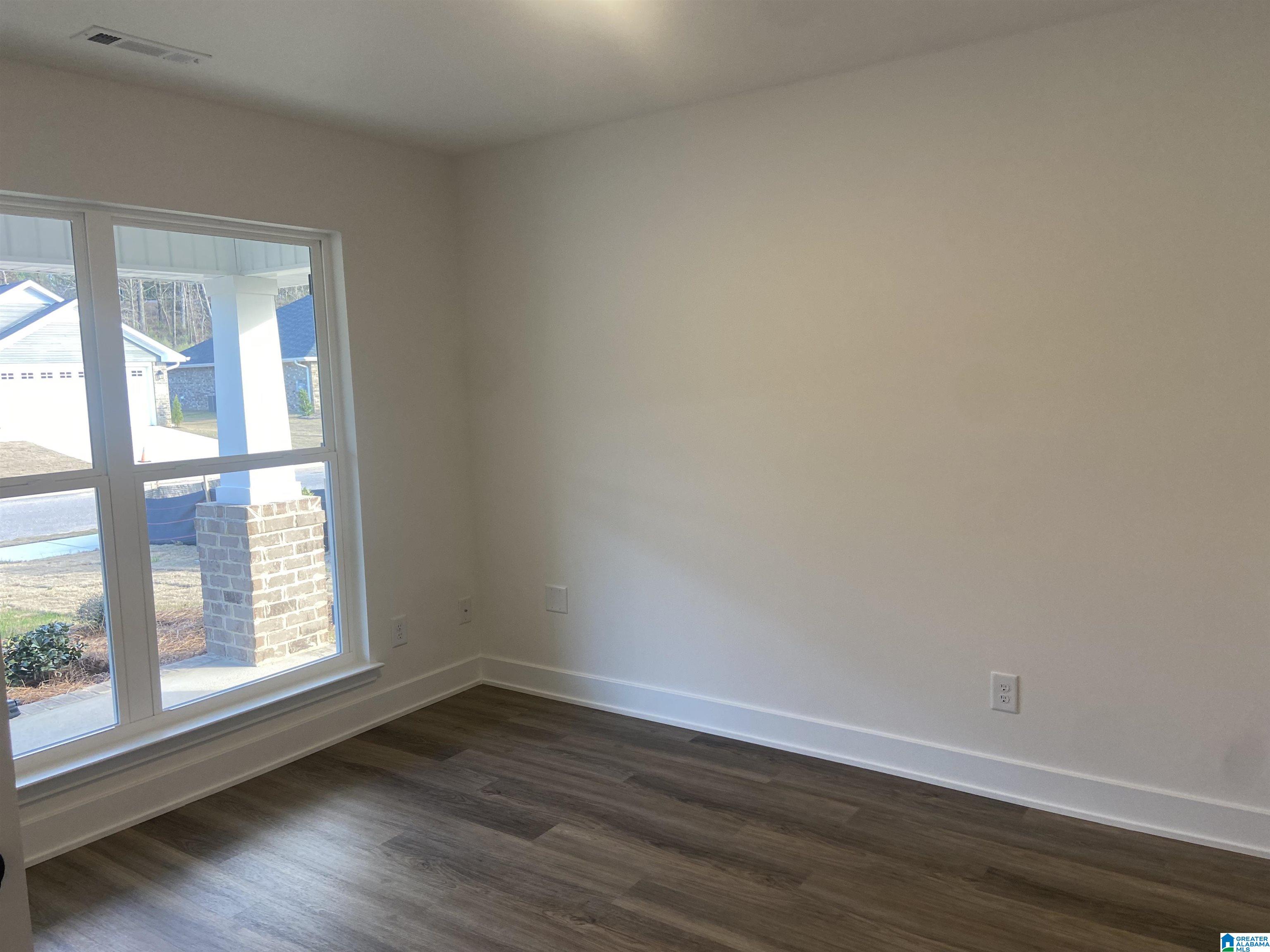 Photo 4 of Single family home for sale at 2126 Turquoise Ln, Calera, AL 35040 | MLS# 21455829 | Listing updated on 2026-09-01