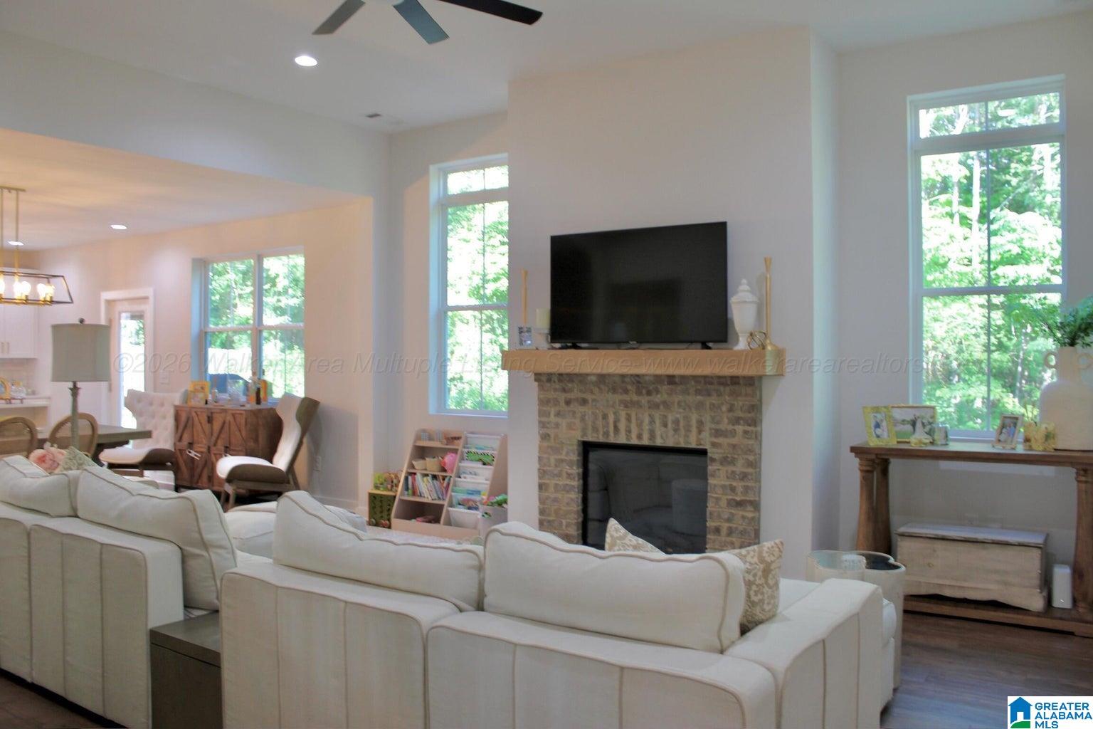 3rd image of 3636 Vanderbilt Way, Fultondale, AL 35068 | MLS# 21455831