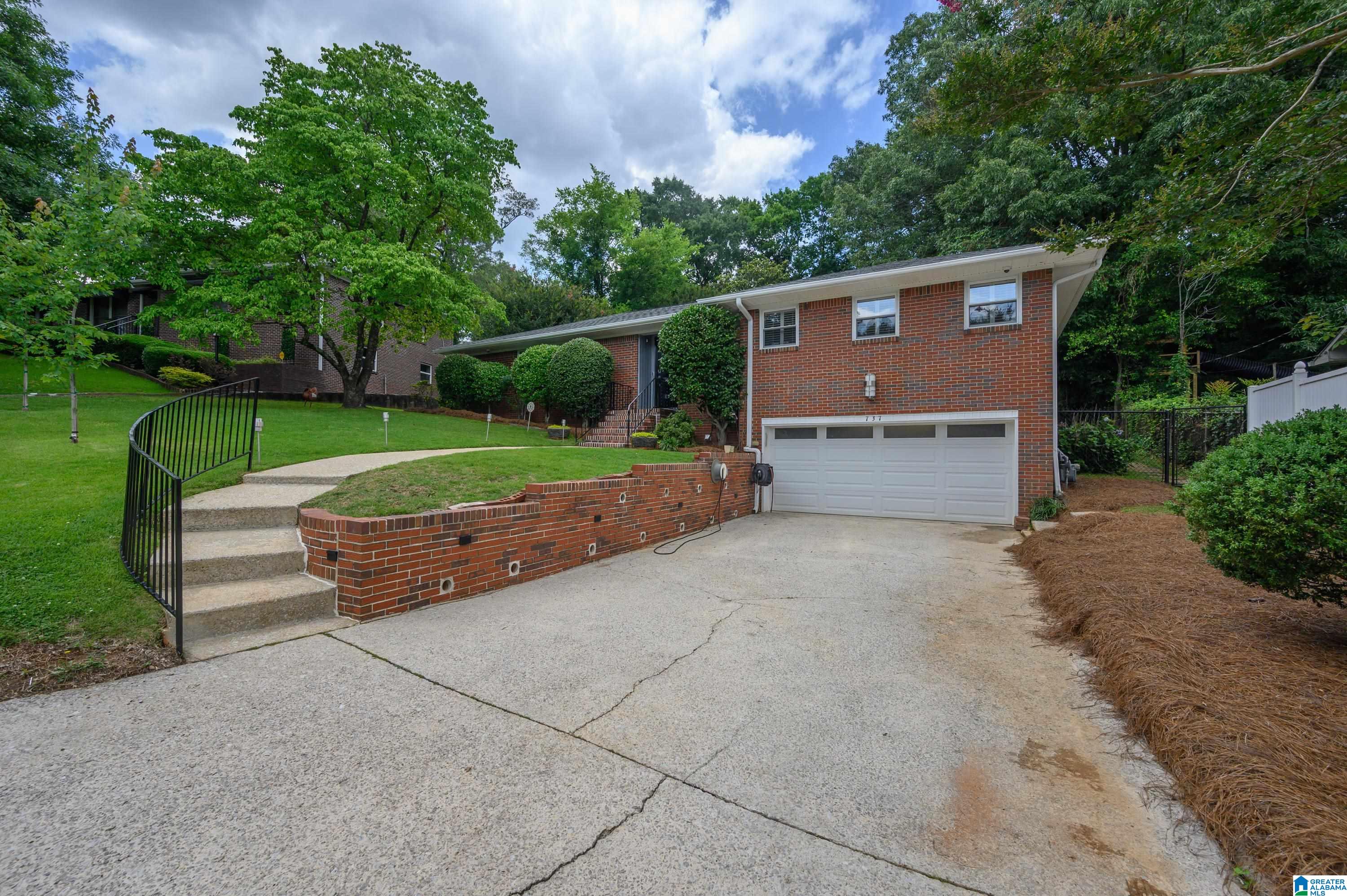 Homes for sale in Birmingham, AL | 737 46Th Street S, Birmingham, AL 35222 | MLS# 21455832