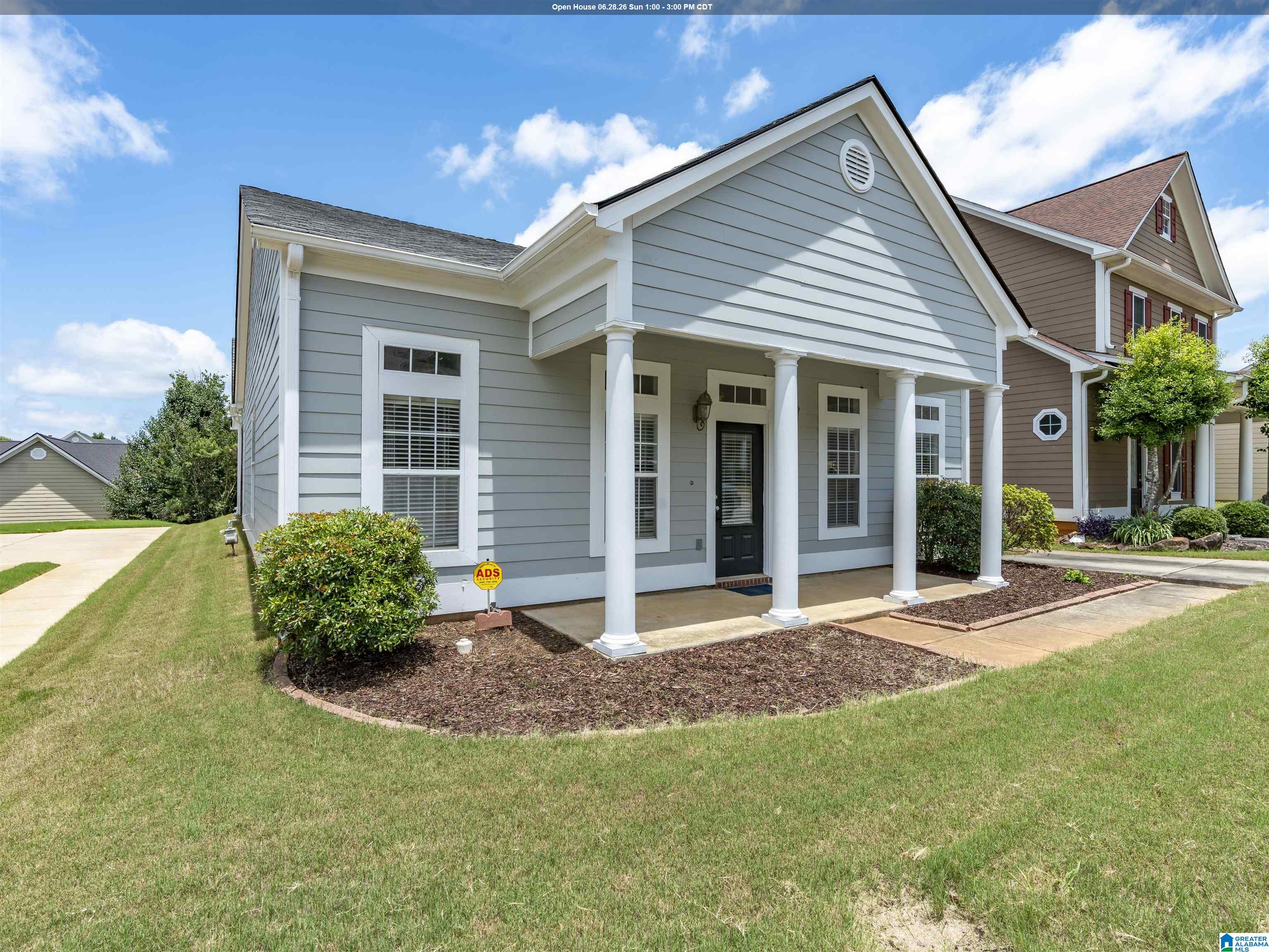 Homes for sale in Bessemer, AL | 6246 S Clubview Circle, Bessemer, AL 35022 | MLS# 21455849