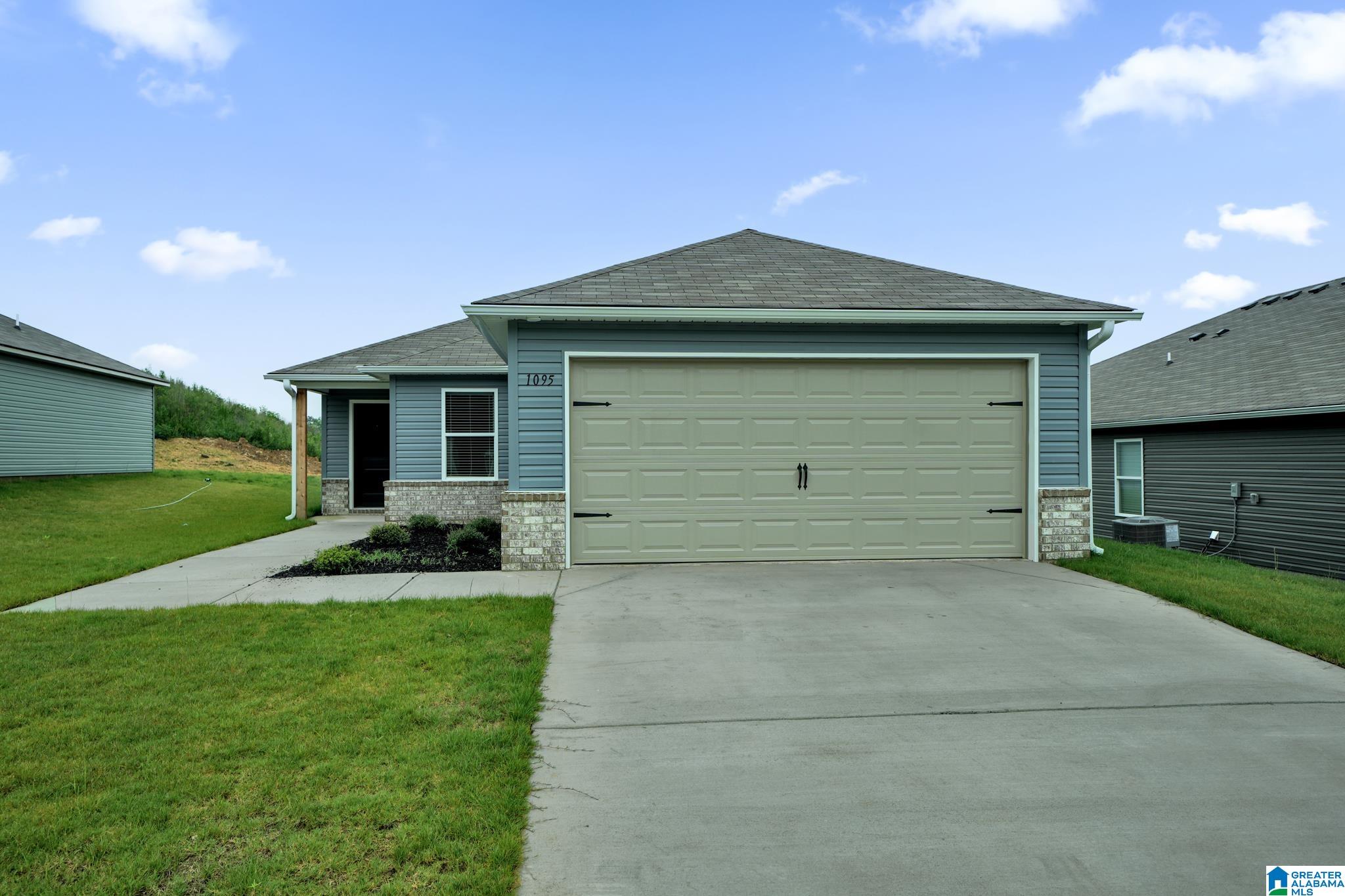 Photo 1 of Single family home for sale at 1095 Brookhaven Ln, Odenville, AL 35120 | MLS# 21455902 | Listing updated on 2026-06-16