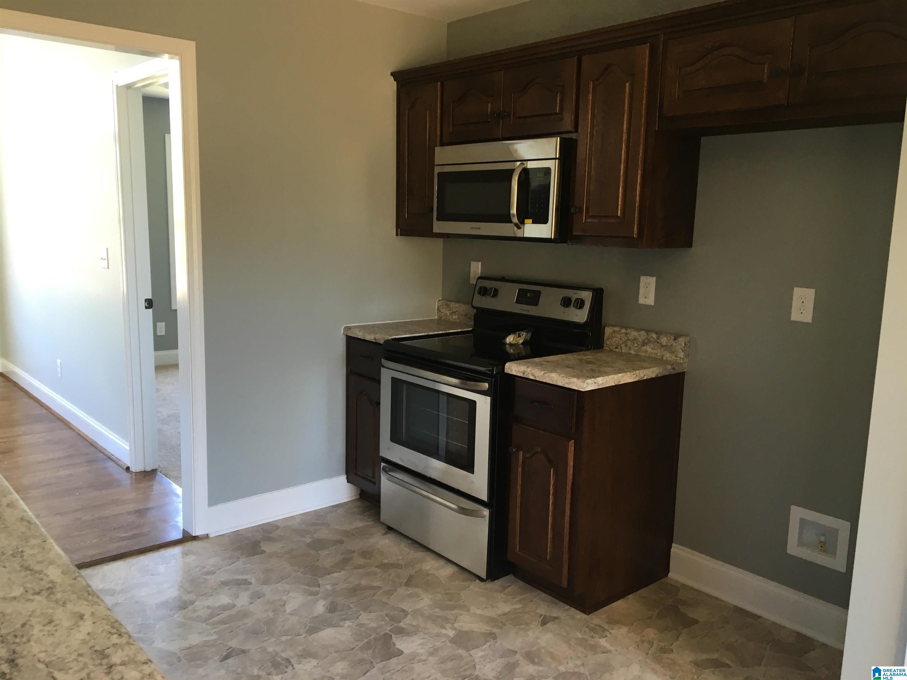 5th image of 2040 Rising Fawn Dr, Warrior, AL 35180 | MLS# 21455928