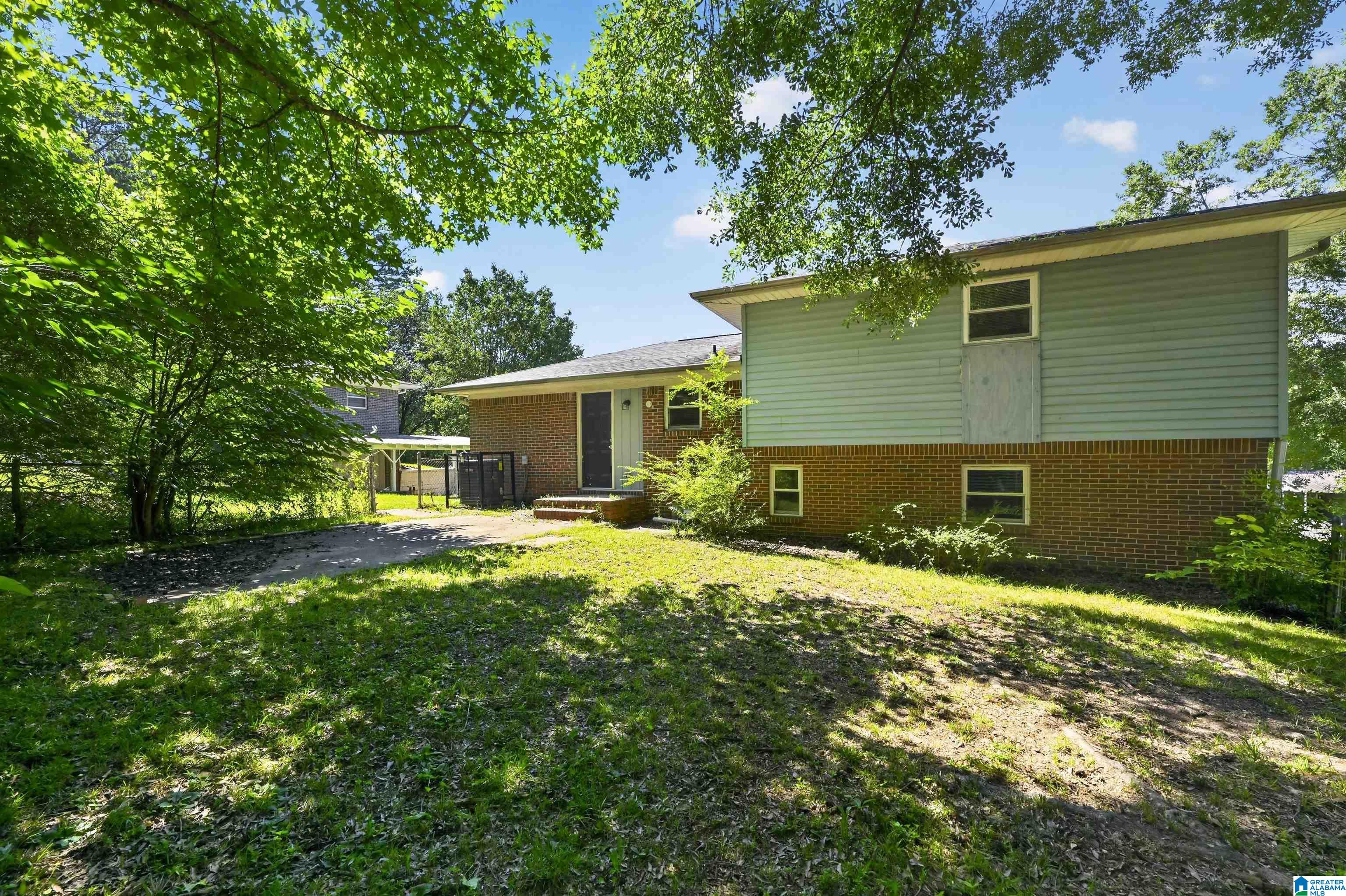Photo 3 of Sale Pending at 218 Mulberry Pl, Birmingham, AL 35214 | MLS# 21455948 | Listing updated on 2026-08-29