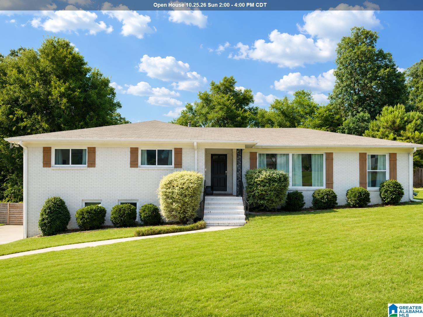 Single family home for sale at 3521 Teton Cir, HOOVER, AL 35216 | MLS# 21455963