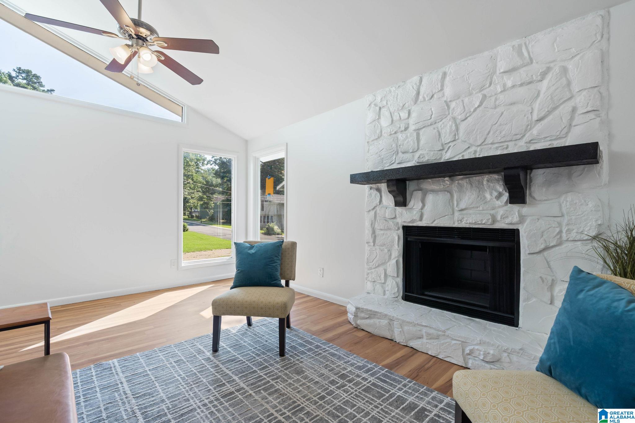 2nd image of 5210 Starlite Dr, Irondale, AL 35210 | MLS# 21455970