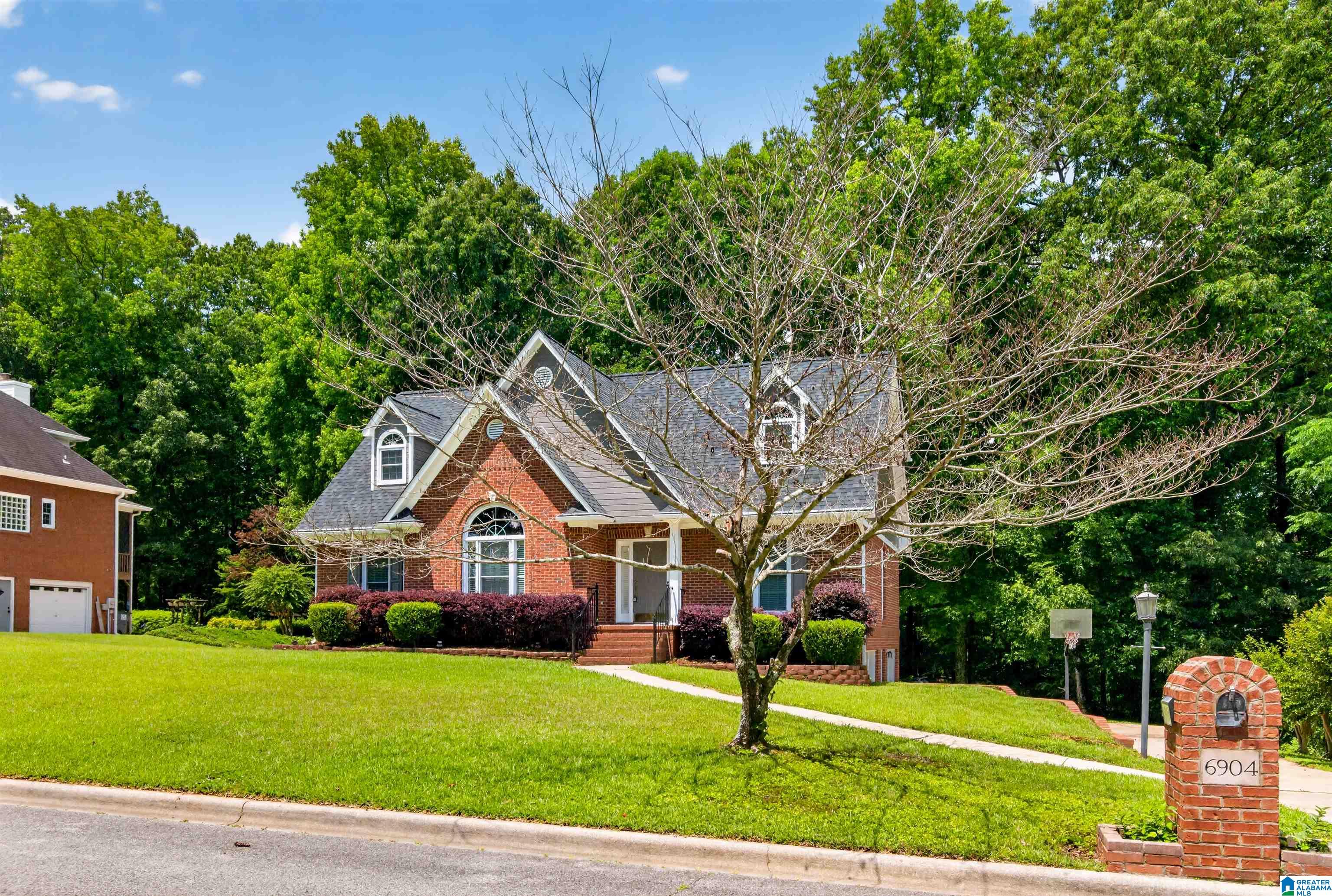 Homes for sale in Trussville, AL | 6904 Woodvale Lane, Trussville, AL 35173 | MLS# 21455976