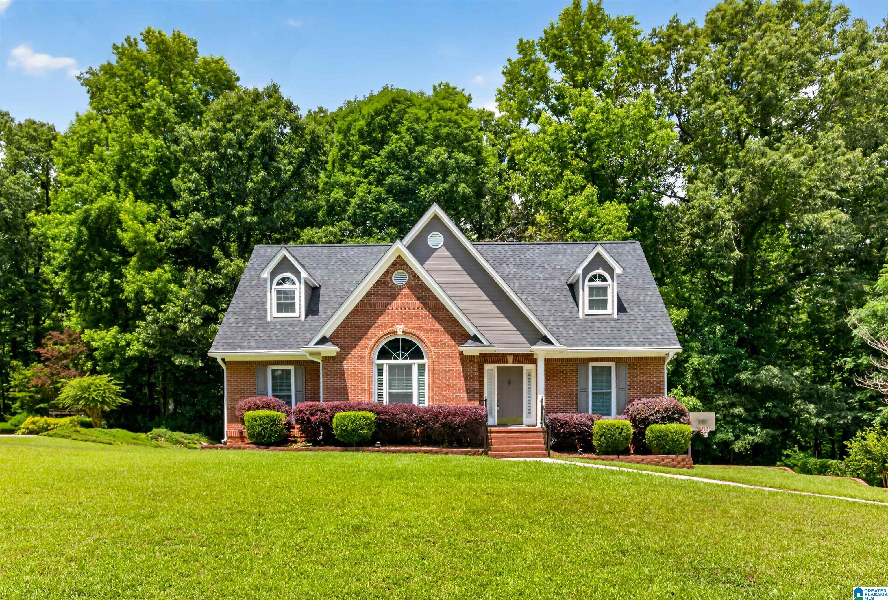 Homes for sale in Trussville, AL | 6904 Woodvale Lane, Trussville, AL 35173 | MLS# 21455976