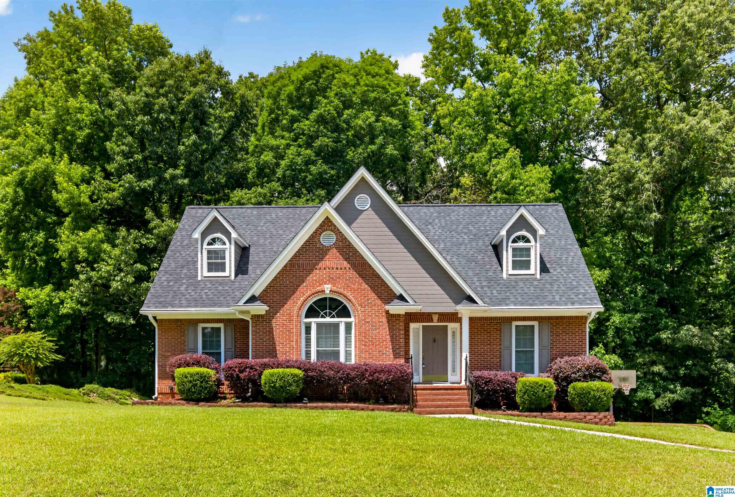 Homes for sale in Trussville, AL | 6904 Woodvale Lane, Trussville, AL 35173 | MLS# 21455976