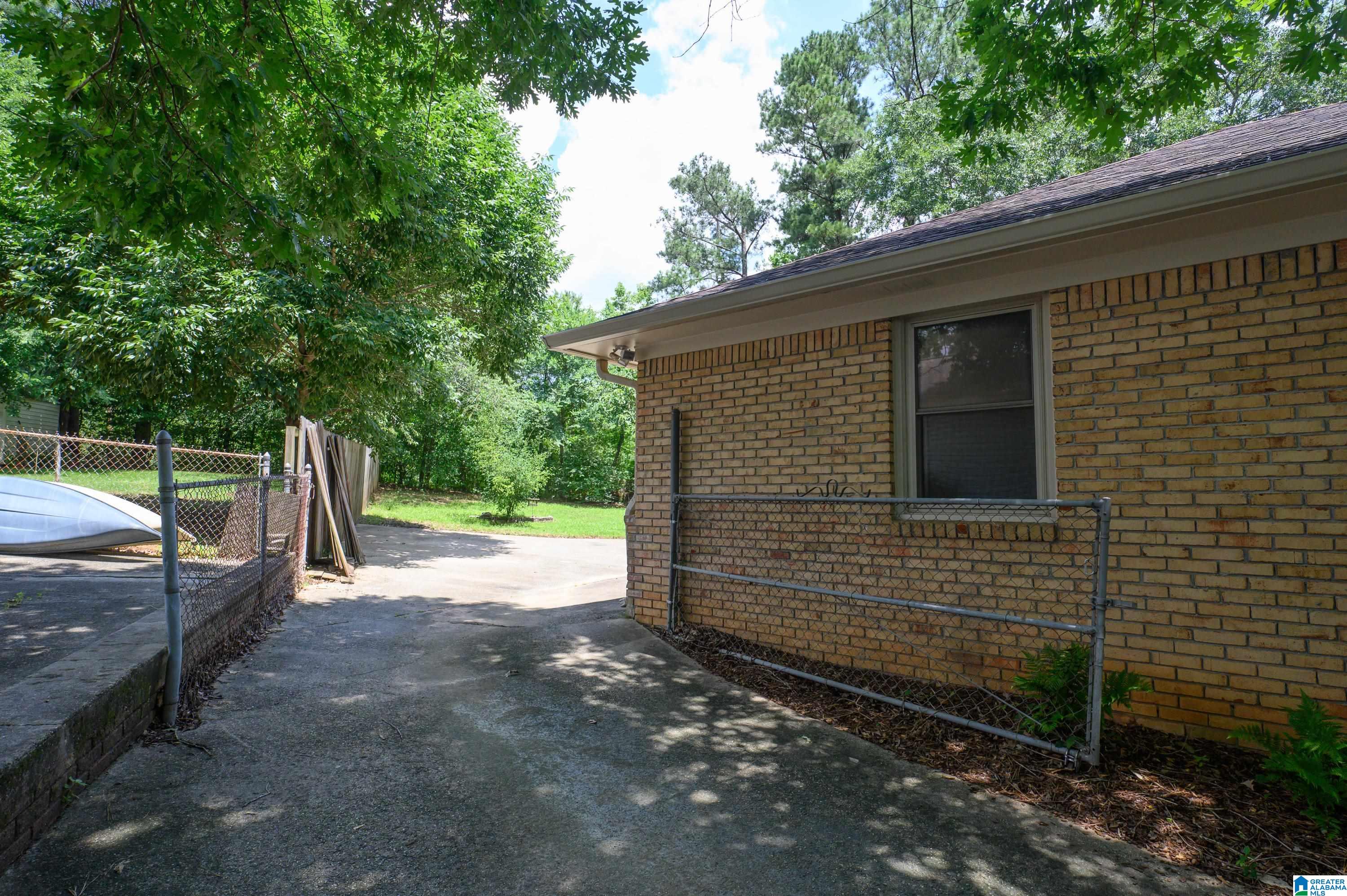 Photo 53 of Sale Pending at 4220 Shiloh Ln, Birmingham, AL 35213 | MLS# 21455979 | Listing updated on 2026-08-03