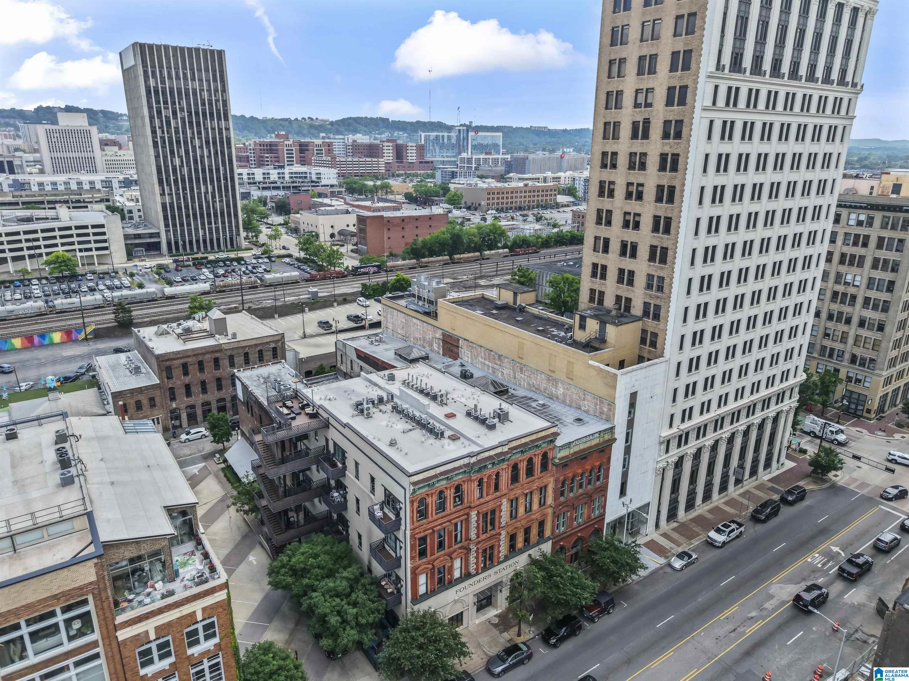 Homes for sale in Birmingham, AL | 2015 N 1st Avenue #2F, Birmingham, AL 35203 | MLS# 21456000
