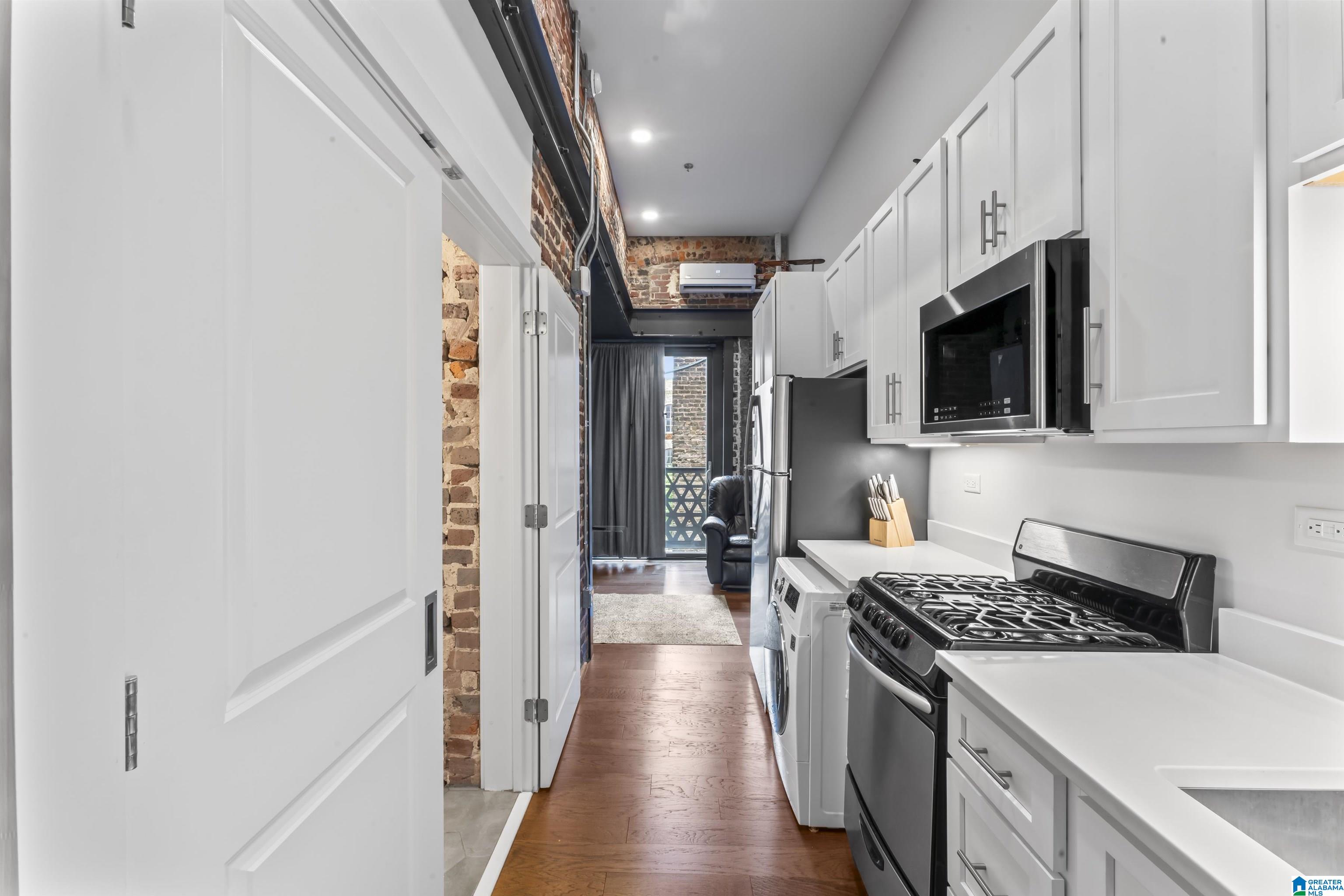 Homes for sale in Birmingham, AL | 2015 N 1St Avenue #2F, Birmingham, AL 35203 | MLS# 21456000