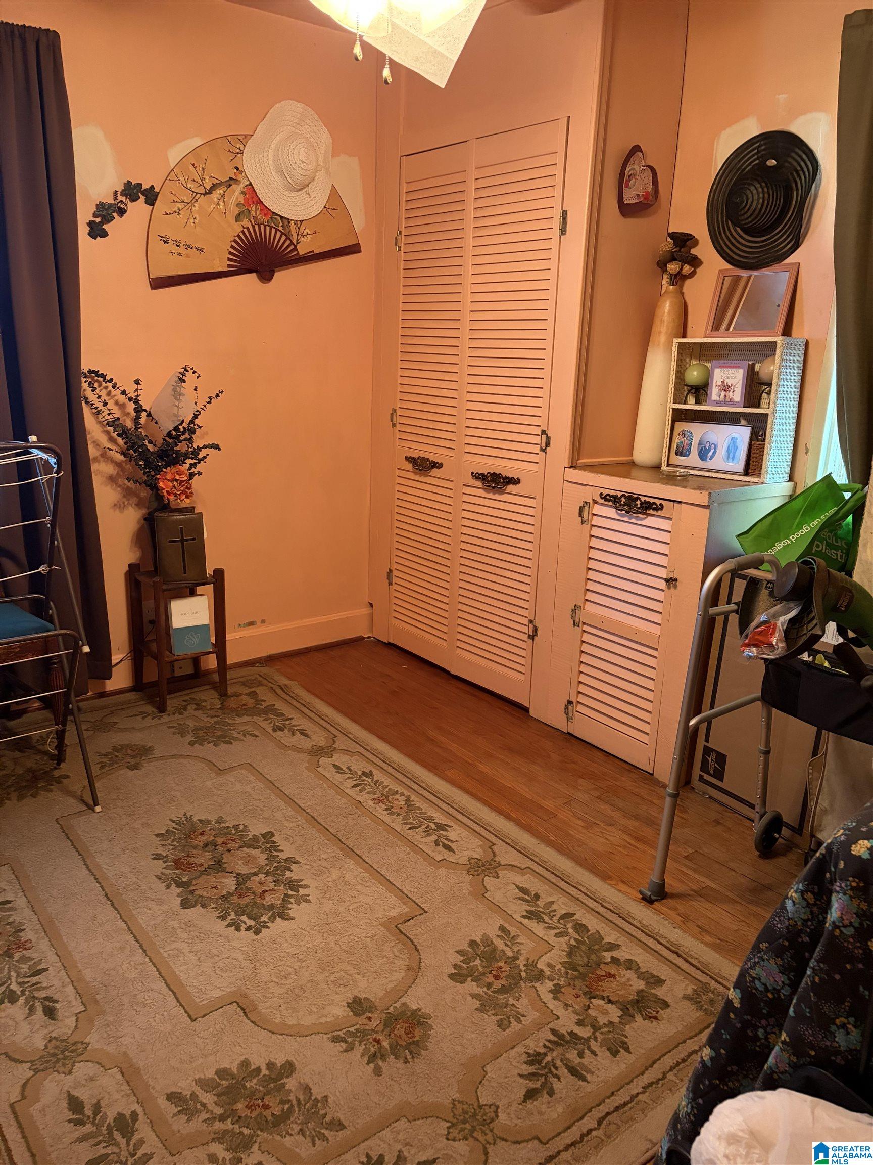 Photo 4 of Single family home for sale at 8118 S 7th Avenue, Birmingham, AL 35206 | MLS# 21456058 | Listing updated on 2026-06-16