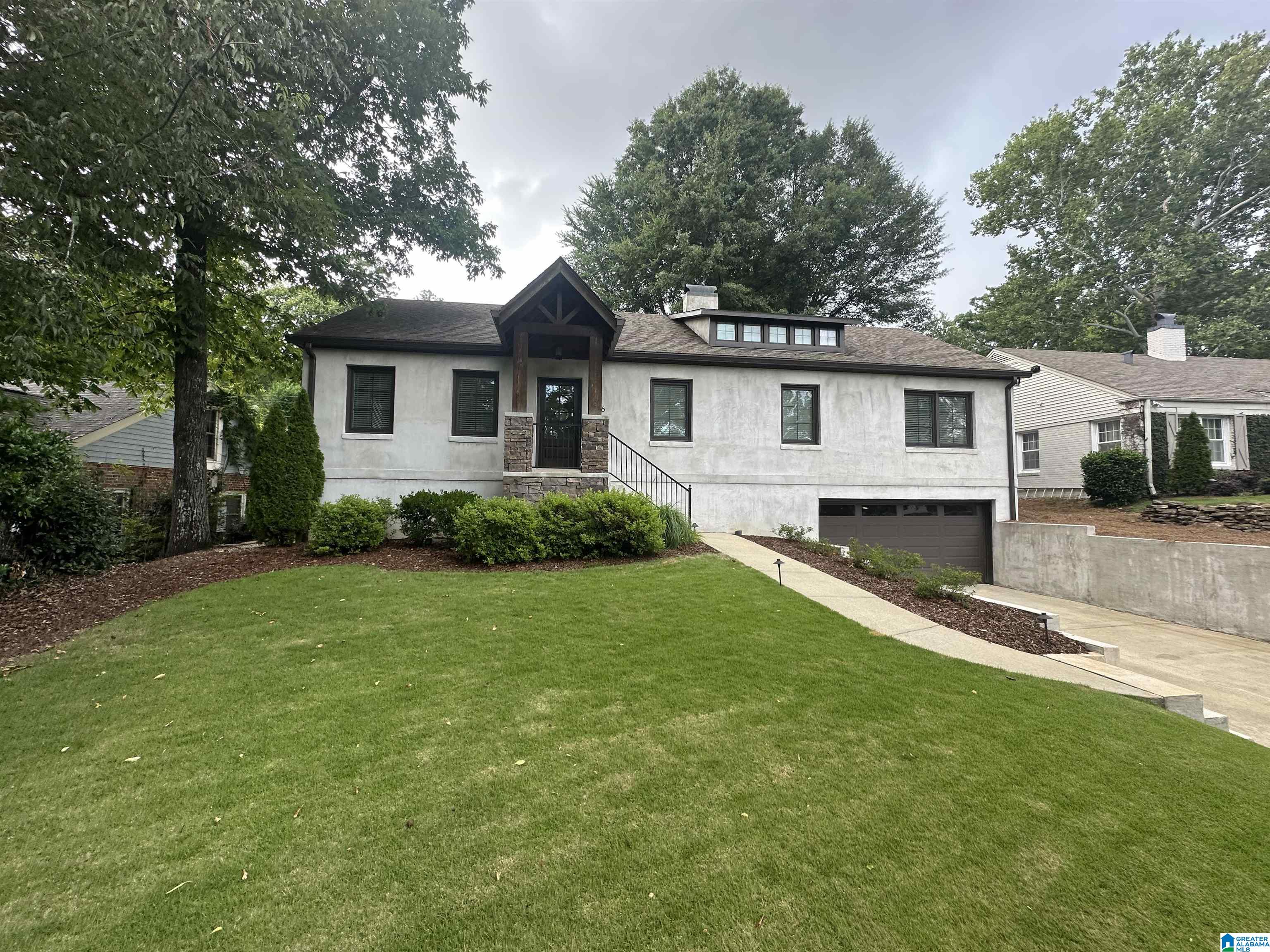 606 WARWICK ROAD