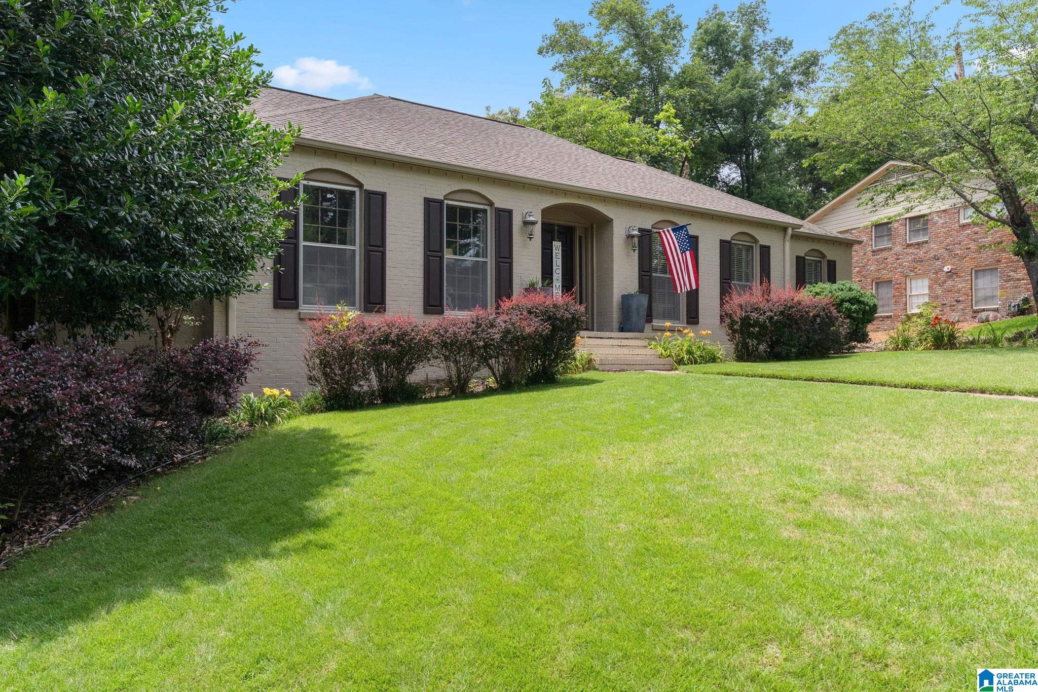 Homes for sale in Mountain Brk, AL | 3748 Valley Head Road, Mountain Brk, AL 35223 | MLS# 21456110