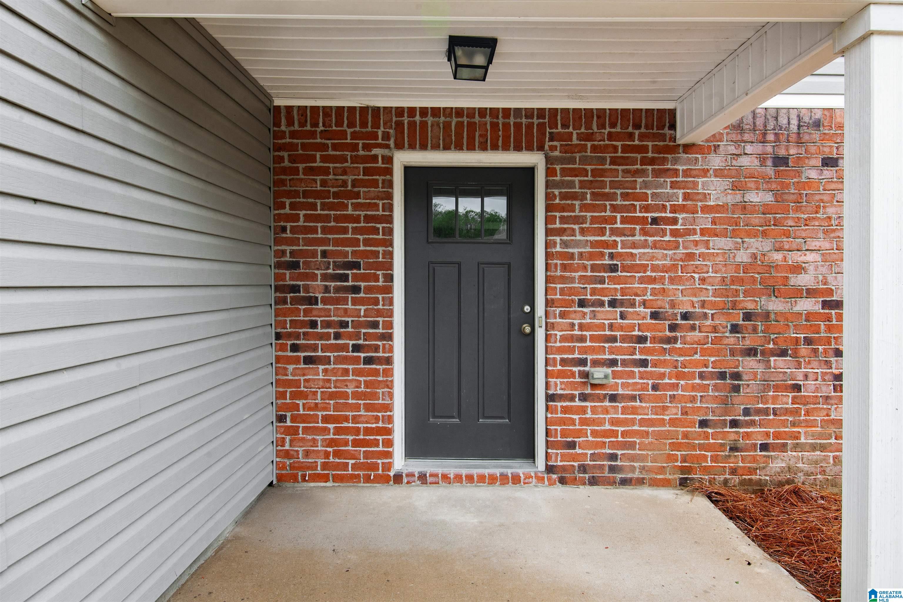 Photo 3 of Single family home for sale at 100 Rosegate Dr, Calera, AL 35040 | MLS# 21456143 | Listing updated on 2026-07-06