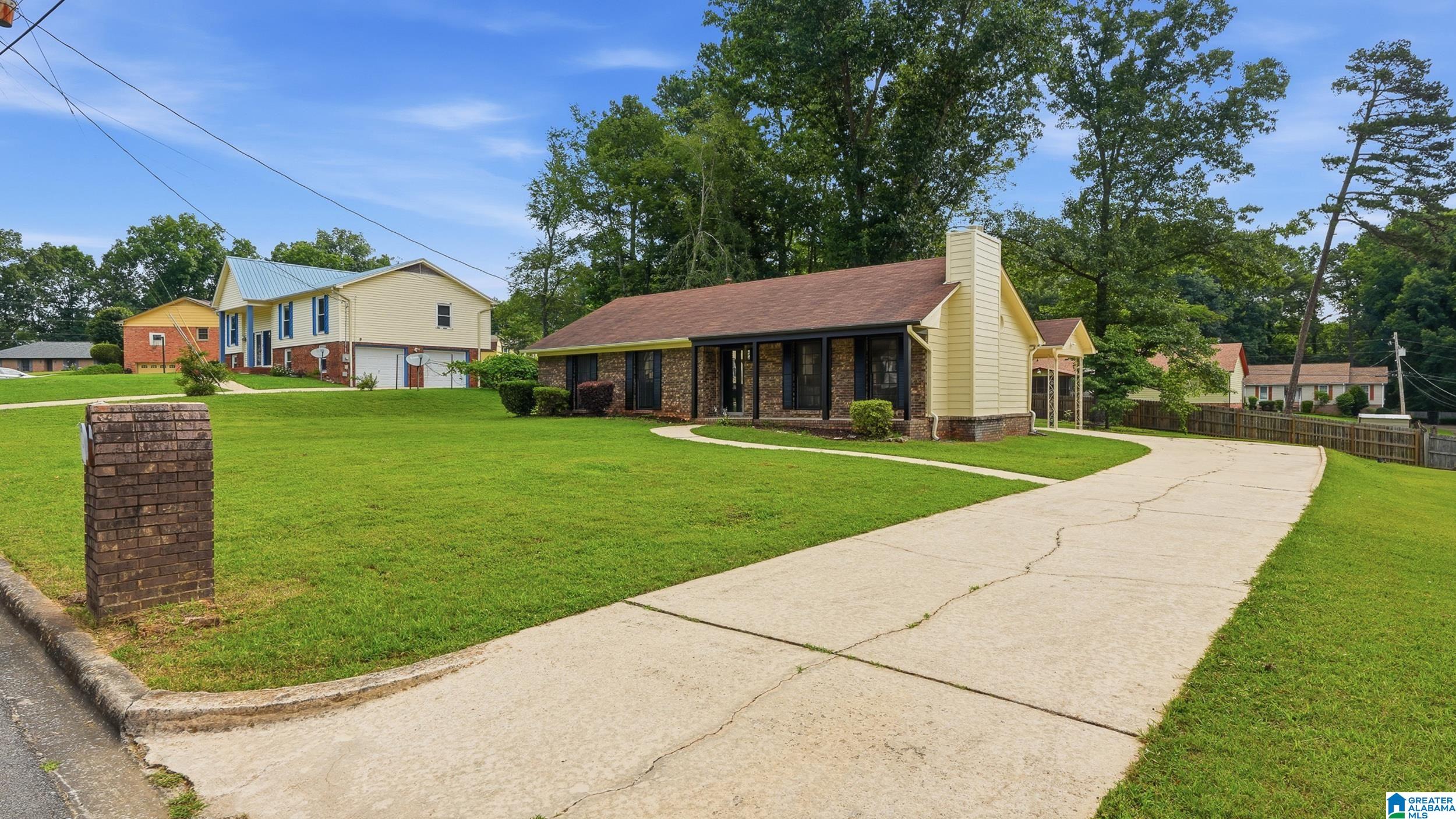 Photo 2 of Single family home for sale at 1117 Cimarron Trl, Birmingham, AL 35215 | MLS# 21456154 | Listing updated on 2026-08-04