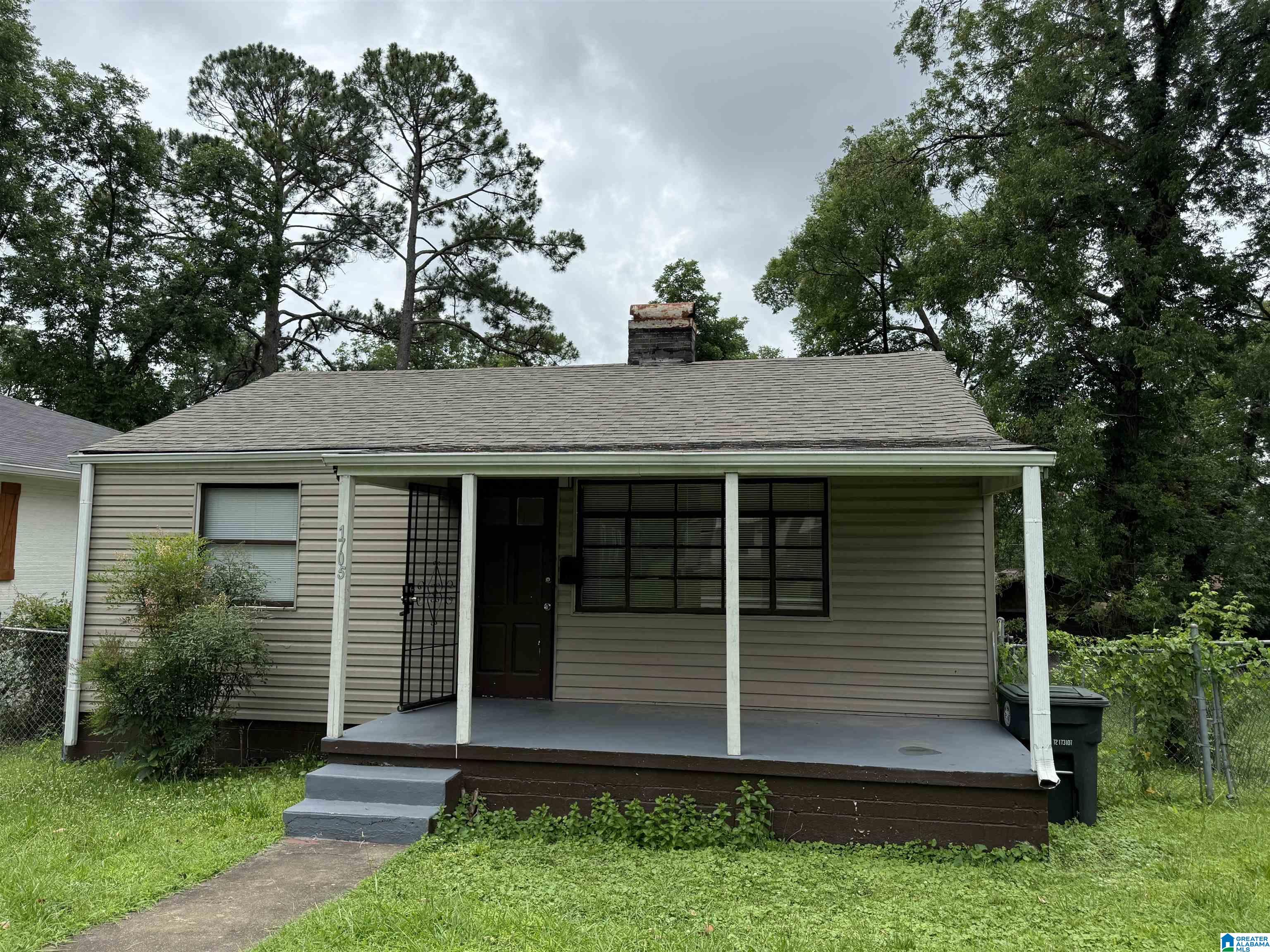 Photo 2 of Single family home for sale at 1705 2nd Court W, Birmingham, AL 35208 | MLS# 21456156 | Listing updated on 2026-07-28