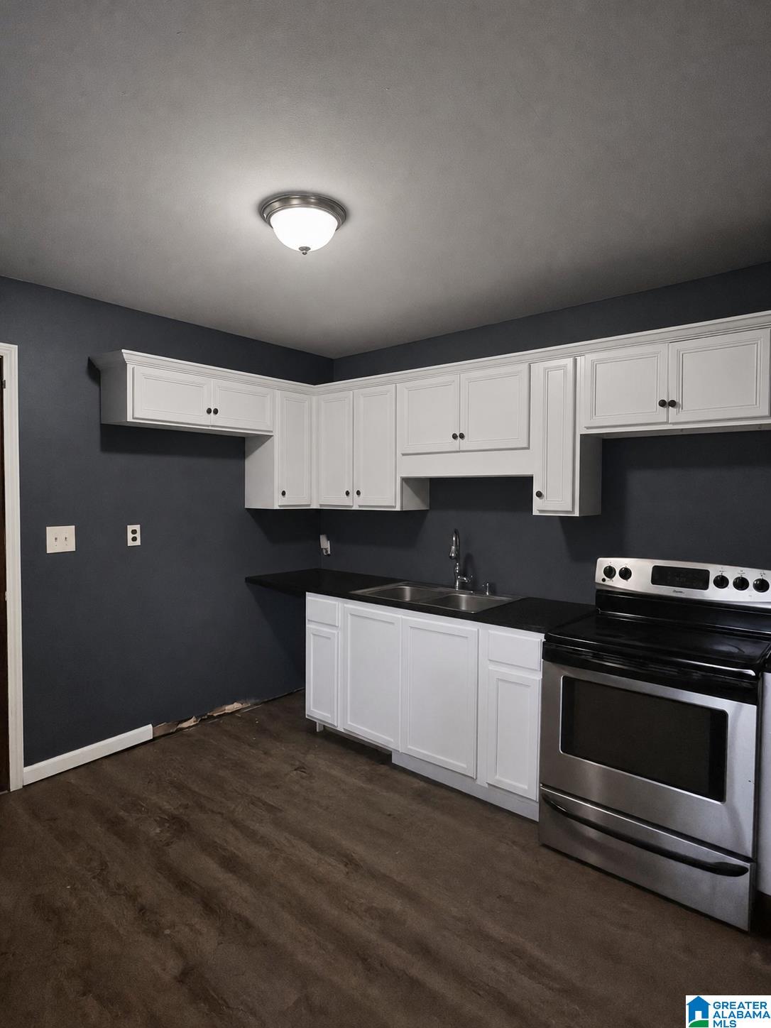 Photo 3 of Single family home for sale at 260 Tucker Ave, Birmingham, AL 35215 | MLS# 21456214 | Listing updated on 2026-06-17