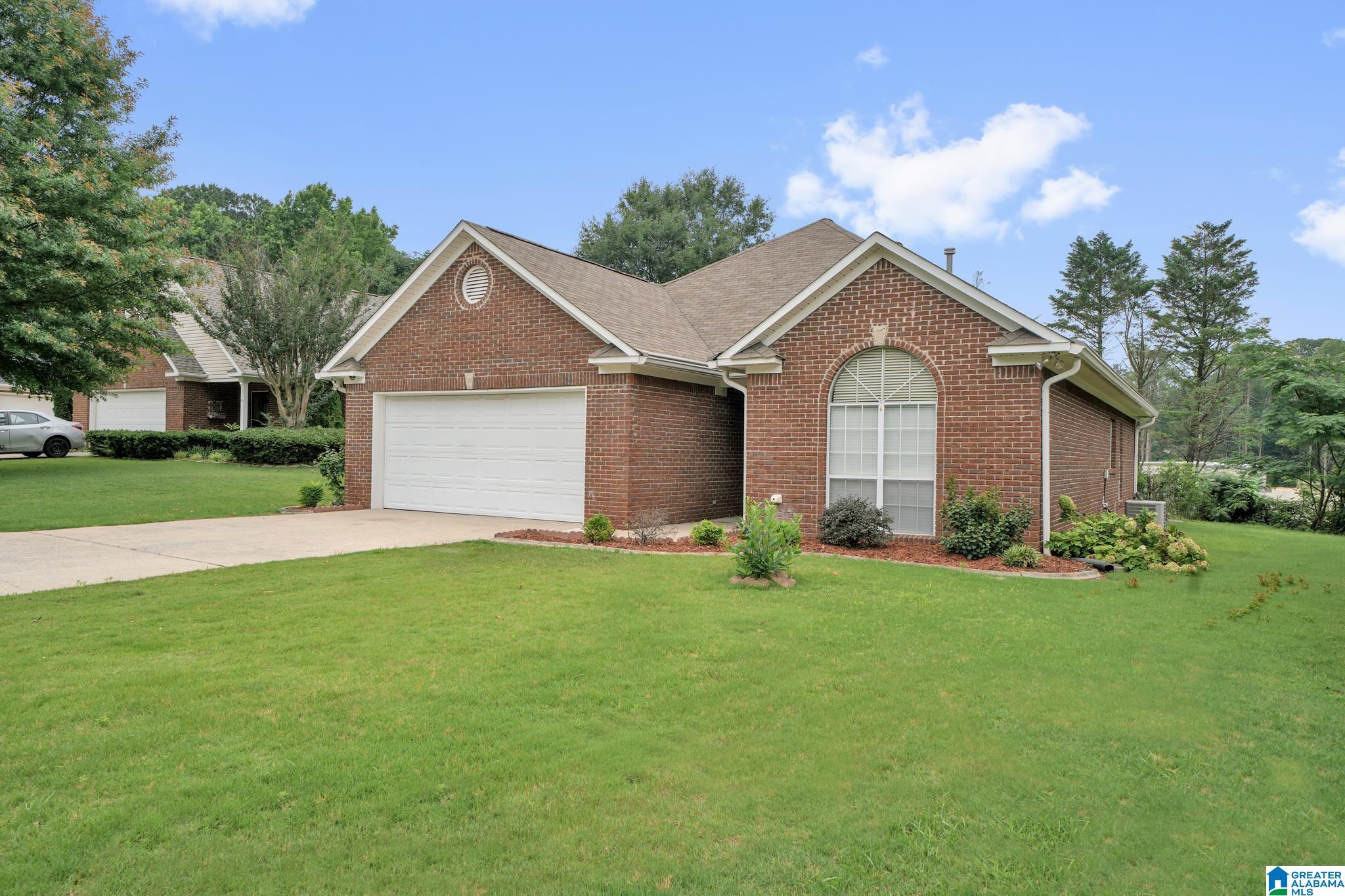 Photo 2 of Sale Pending at 5403 J R Dr, Birmingham, AL 35235 | MLS# 21456230 | Listing updated on 2026-07-17