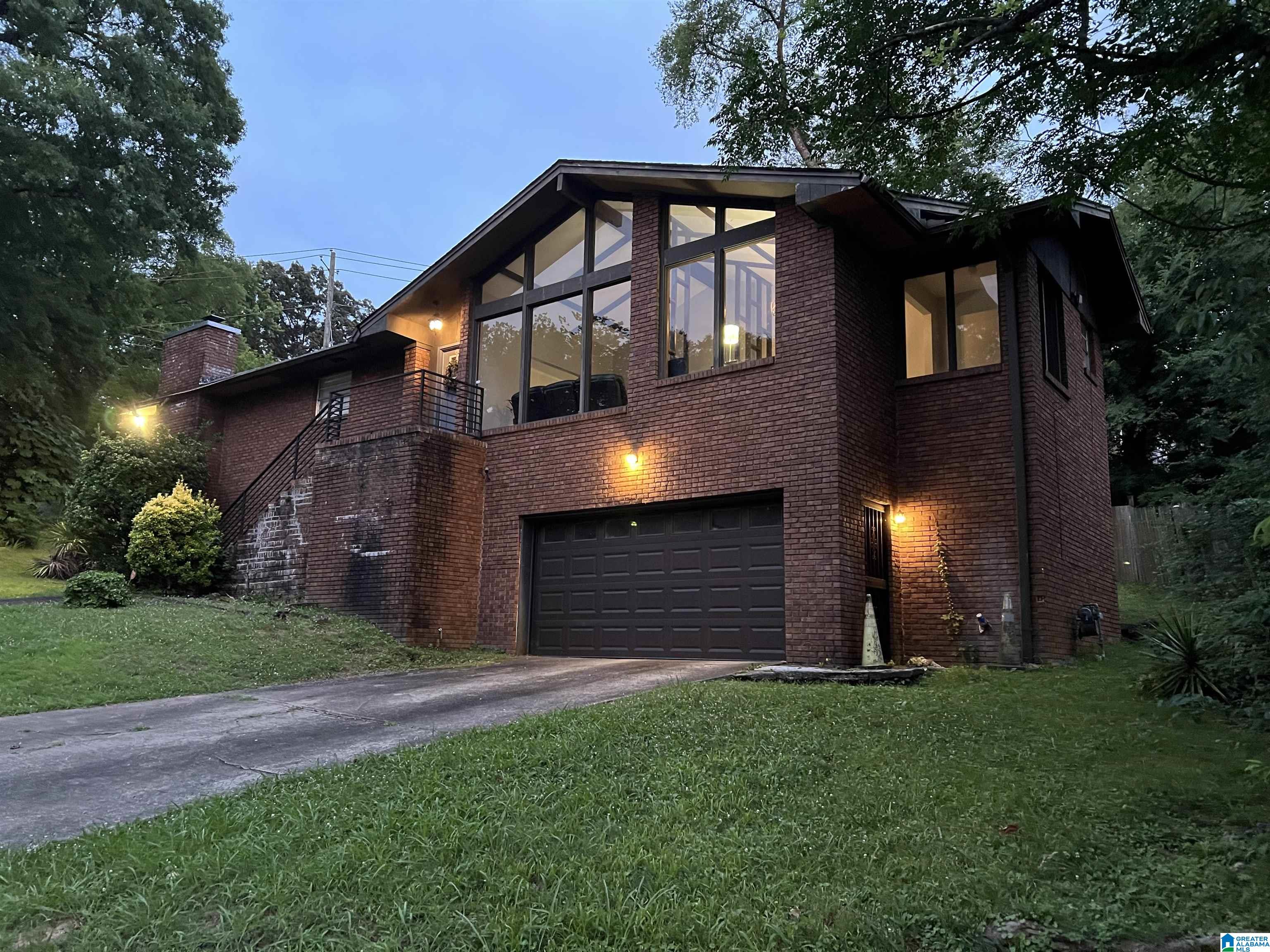 Photo 1 of Single family home for sale at 505 10th Terrace W, Birmingham, AL 35204 | MLS# 21456246 | Listing updated on 2026-07-17