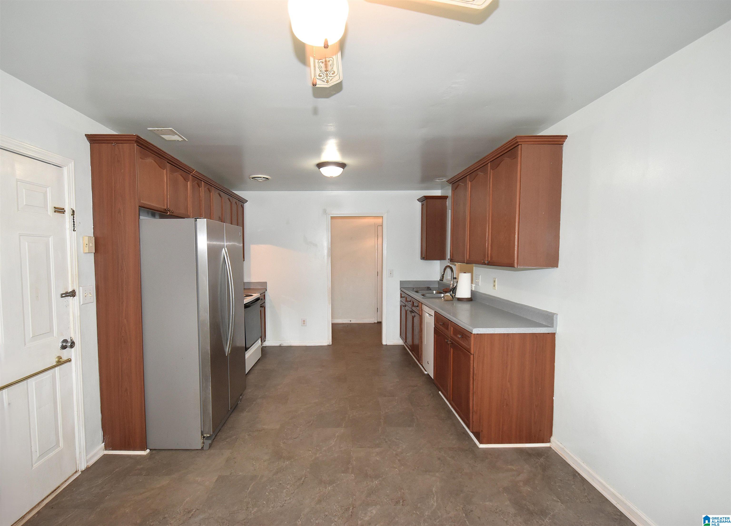 3rd image of 749 Shelby Forest Trail, Chelsea, AL 35043 | MLS# 21456252