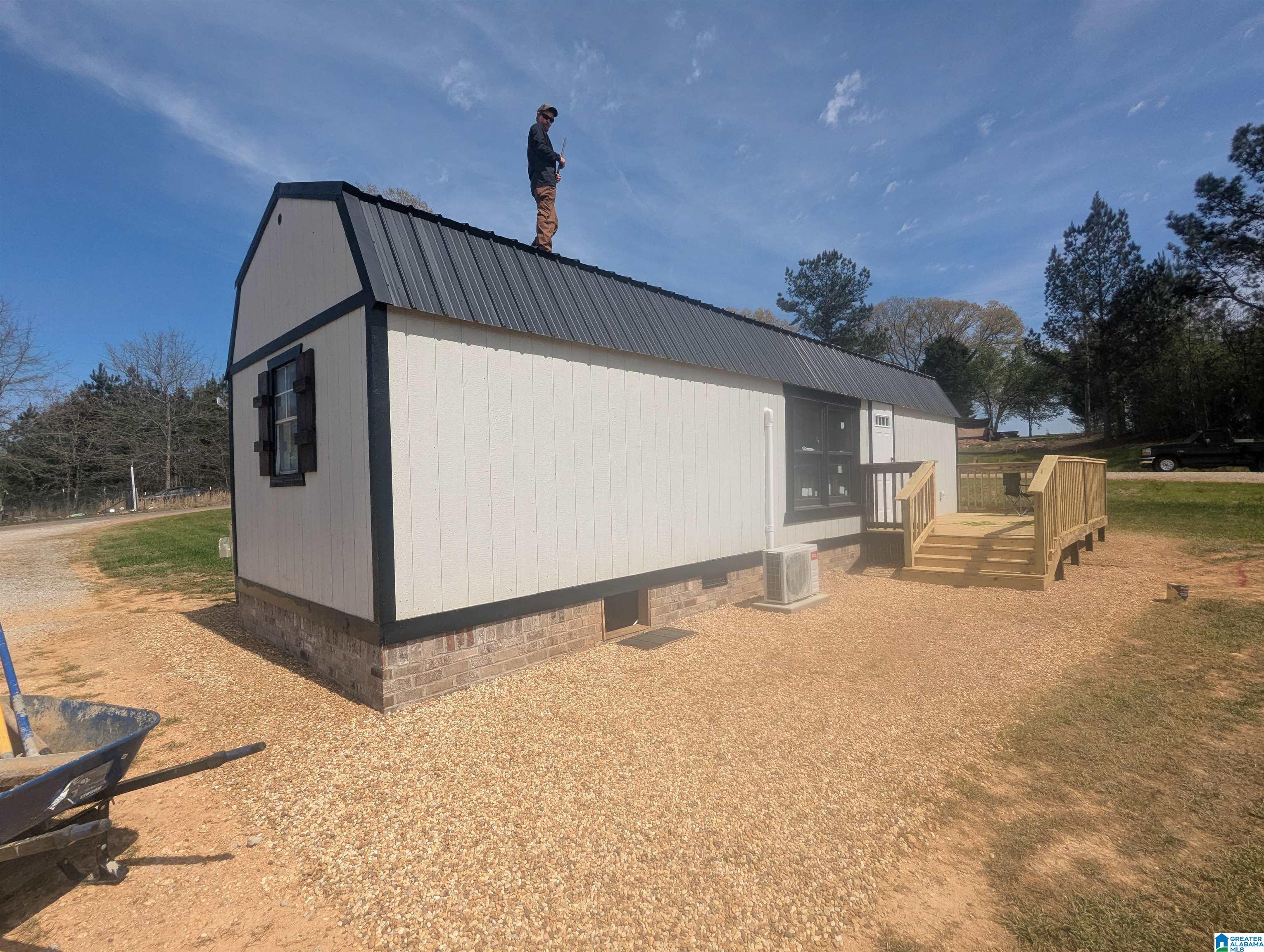 2nd image of 827 Cole Road, Munford, AL 36268 | MLS# 21456289