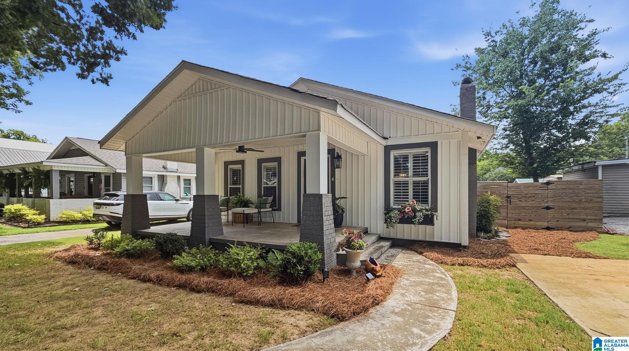 2nd image of 7807 Parkway Dr, Leeds, AL 35094 | MLS# 21456296