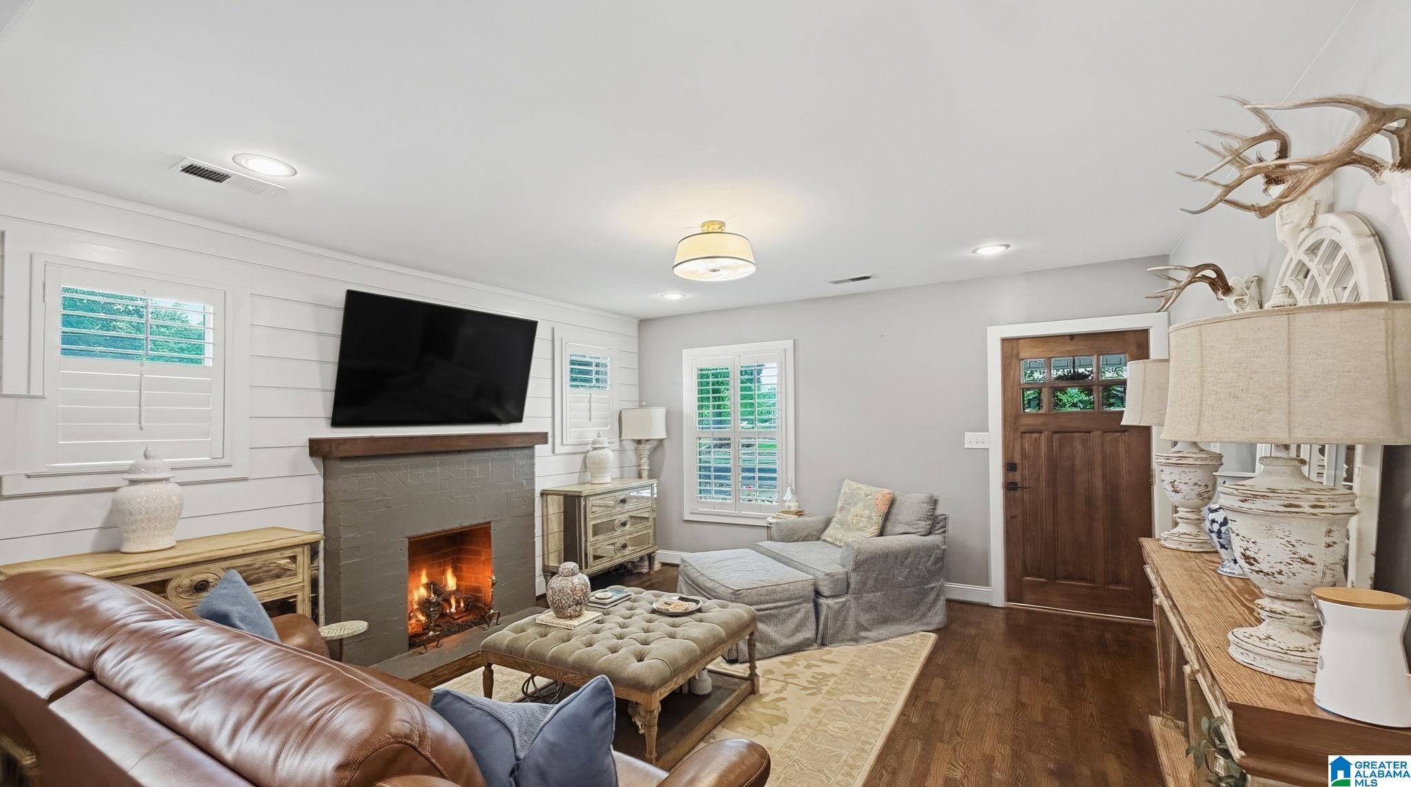 5th image of 7807 Parkway Dr, Leeds, AL 35094 | MLS# 21456296