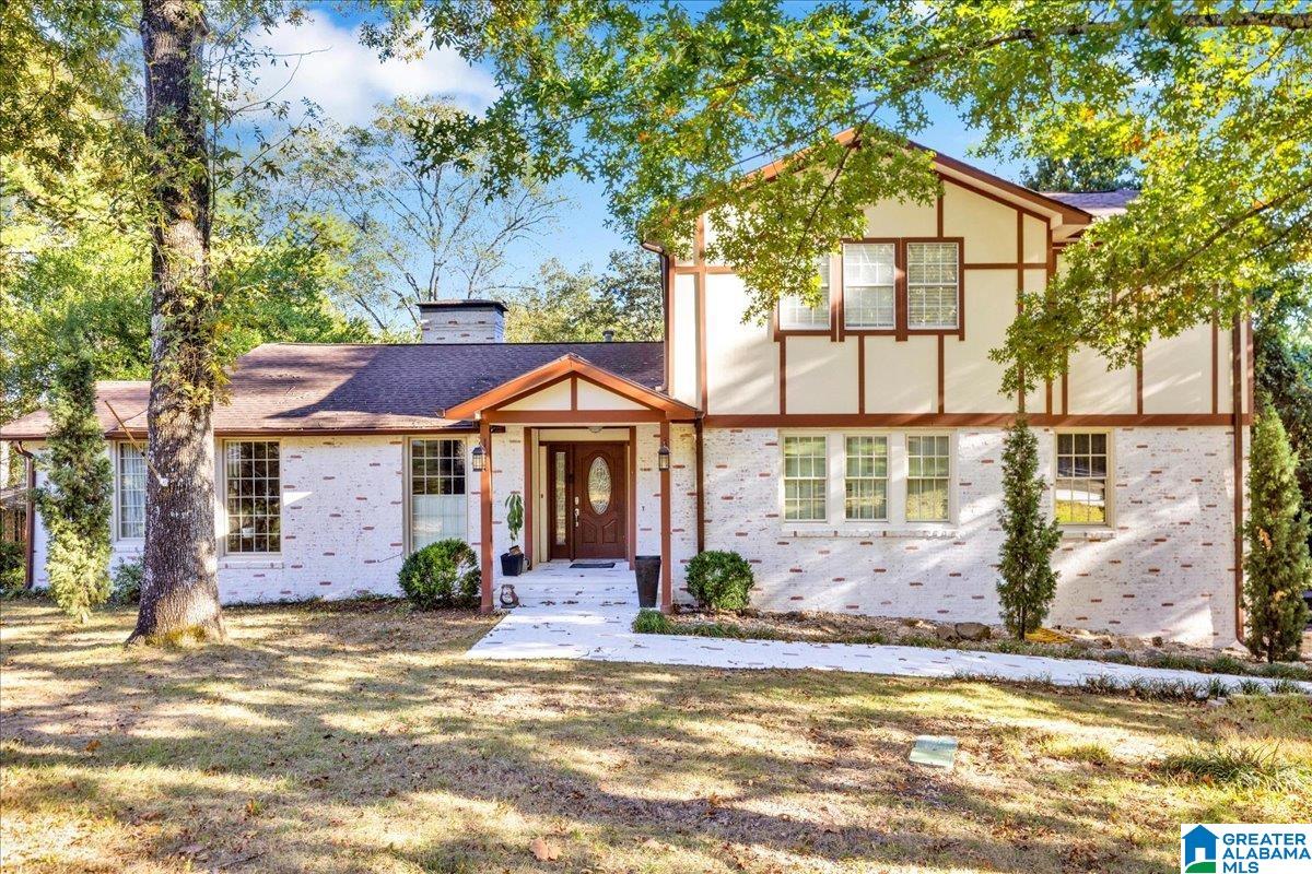 2nd image of 3601 Crestside Road, Mountain Brook, AL 35223 | MLS# 21456328