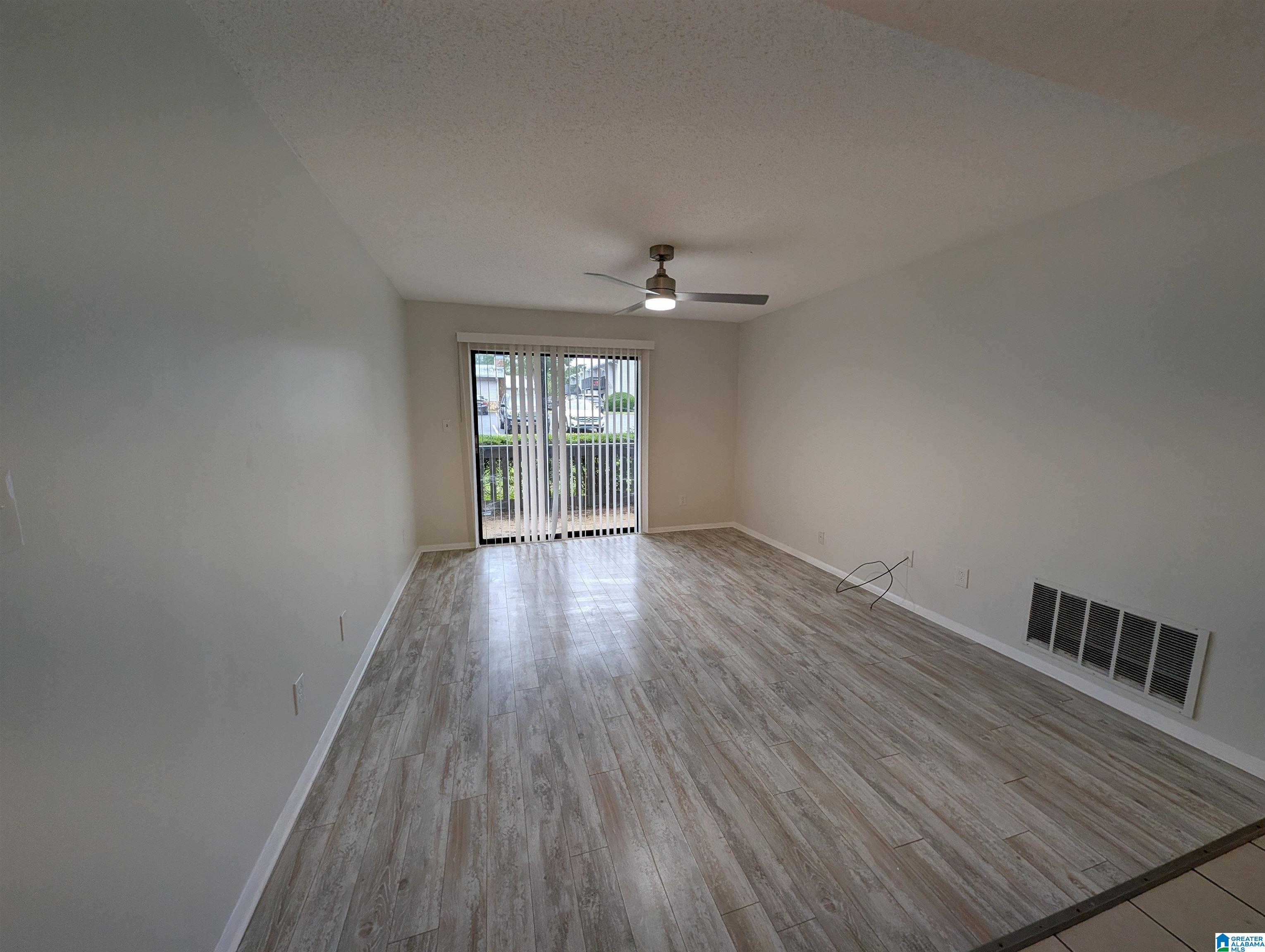 Homes for sale in Homewood, AL | 1101 Woodland Village #1101, Homewood, AL 35216 | MLS# 21456332