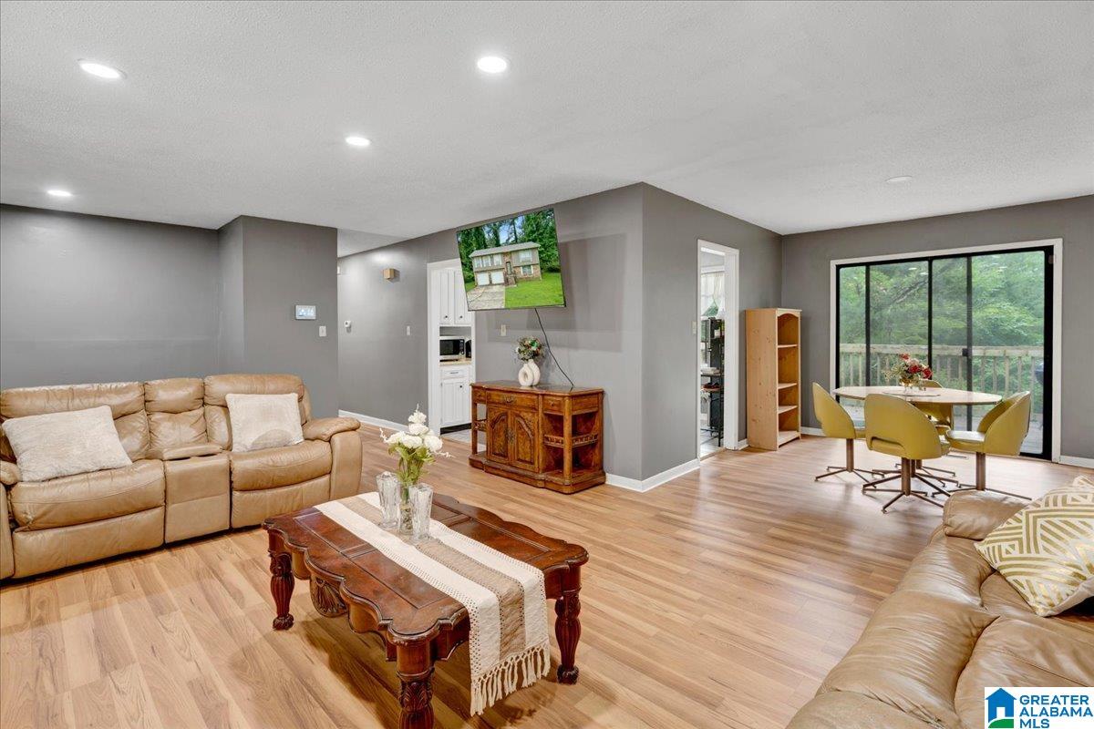 Photo 3 of Sale Pending at 3225 Allison Bonnett Memorial Dr, Bessemer, AL 35023 | MLS# 21456346 | Listing updated on 2026-09-09