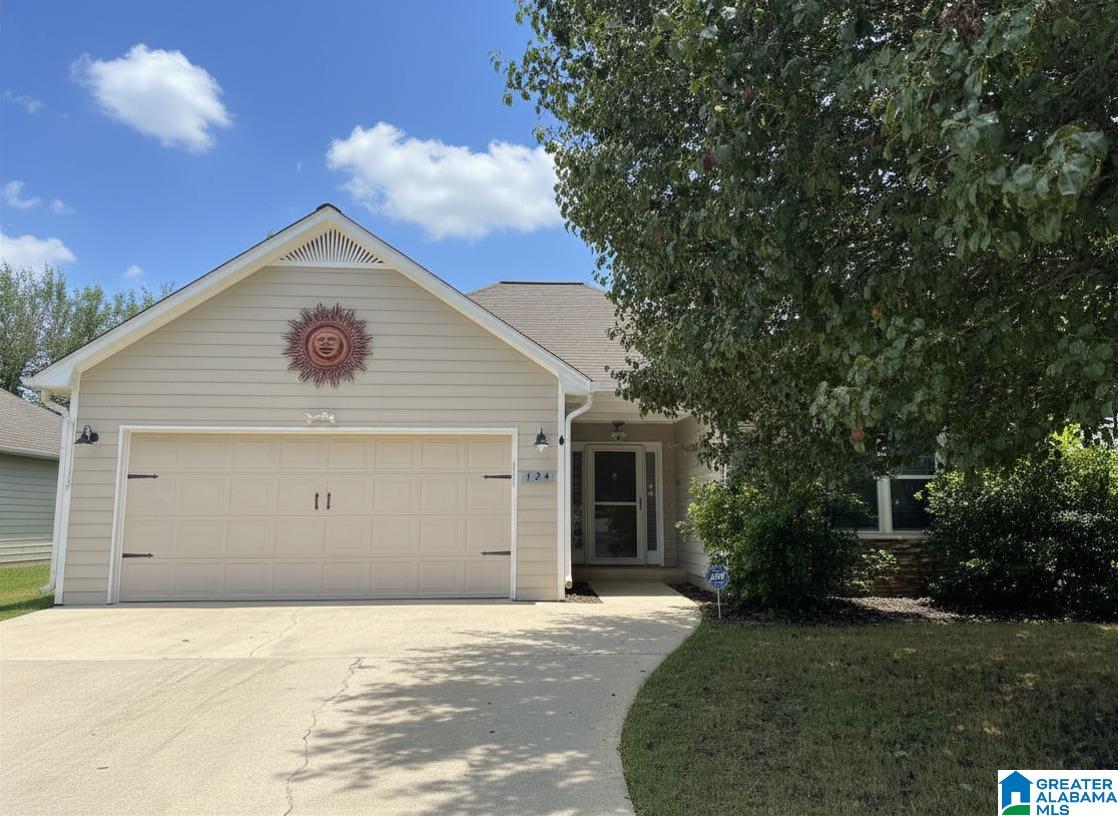 1st image of 124 Cedar Grove Parkway, Alabaster, AL 35114 | MLS# 21456353