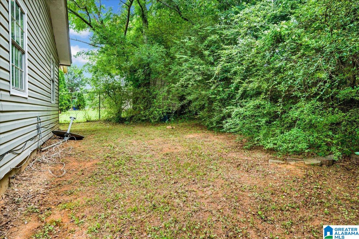Homes for sale in Birmingham, AL | 1827 Huntington Dr, Birmingham, AL 35214 | MLS# 21456396