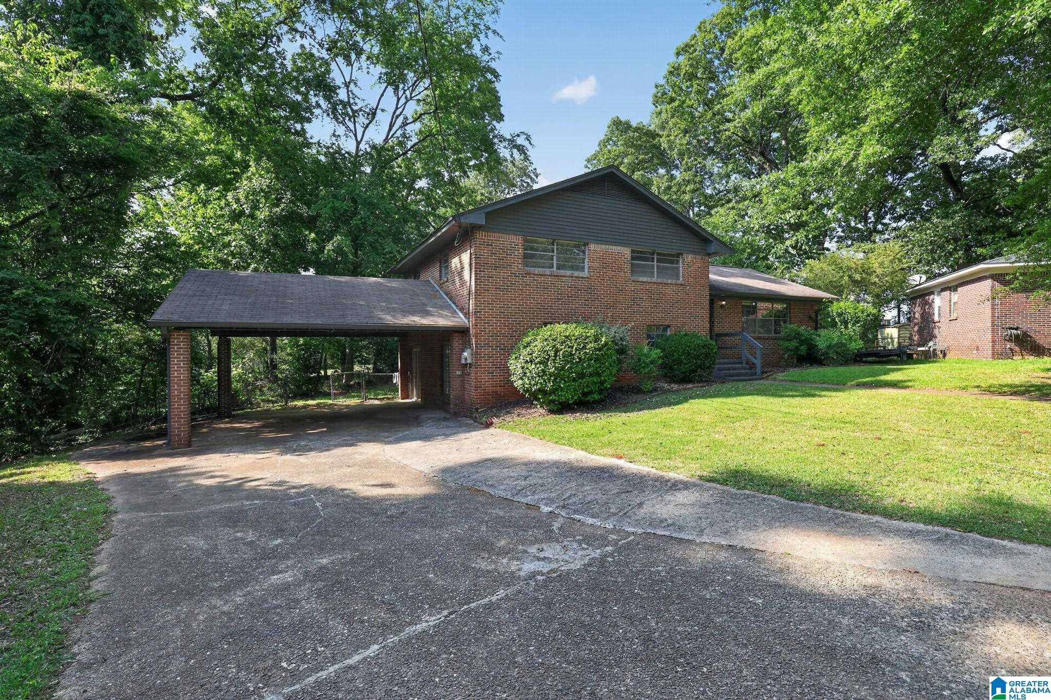 Photo 4 of Sale Pending at 108 Nekoma Dr, Birmingham, AL 35215 | MLS# 21456429 | Listing updated on 2026-08-24