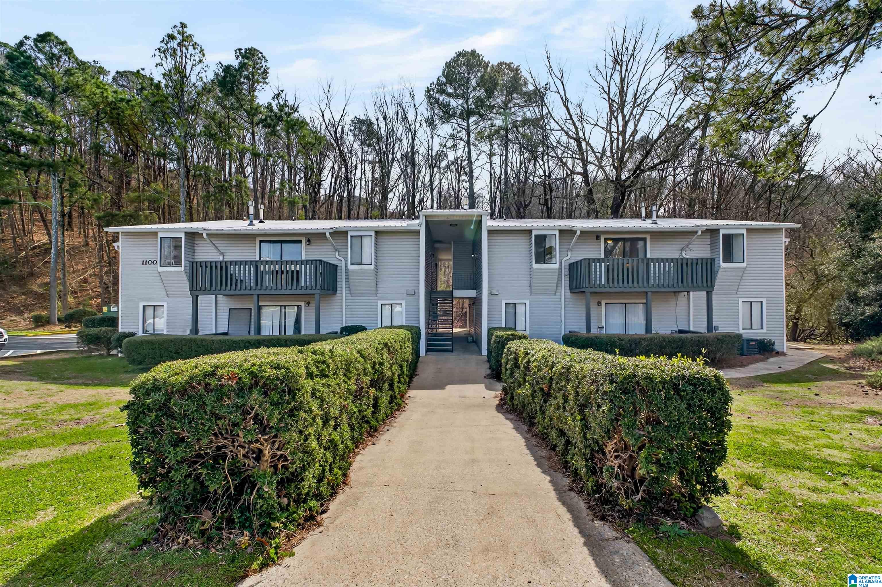 Homes for sale in Homewood, AL | 1106 Woodland Village #1106, Homewood, AL 35216 | MLS# 21456441